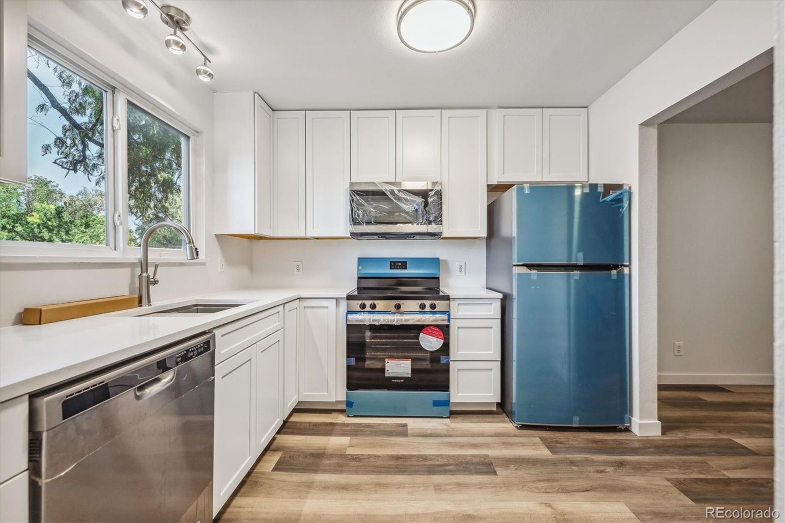 MLS Image #5 for 7376 e princeton avenue,denver, Colorado