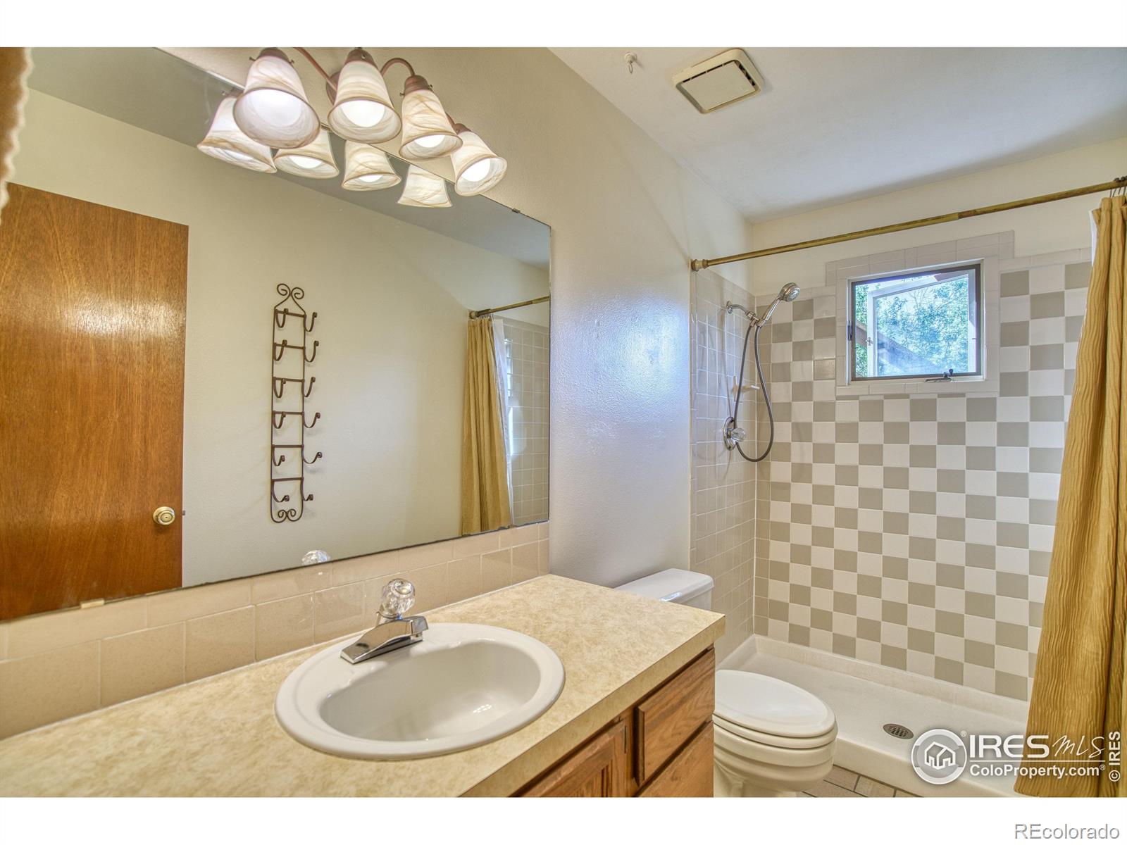 MLS Image #12 for 2815  humboldt circle,longmont, Colorado