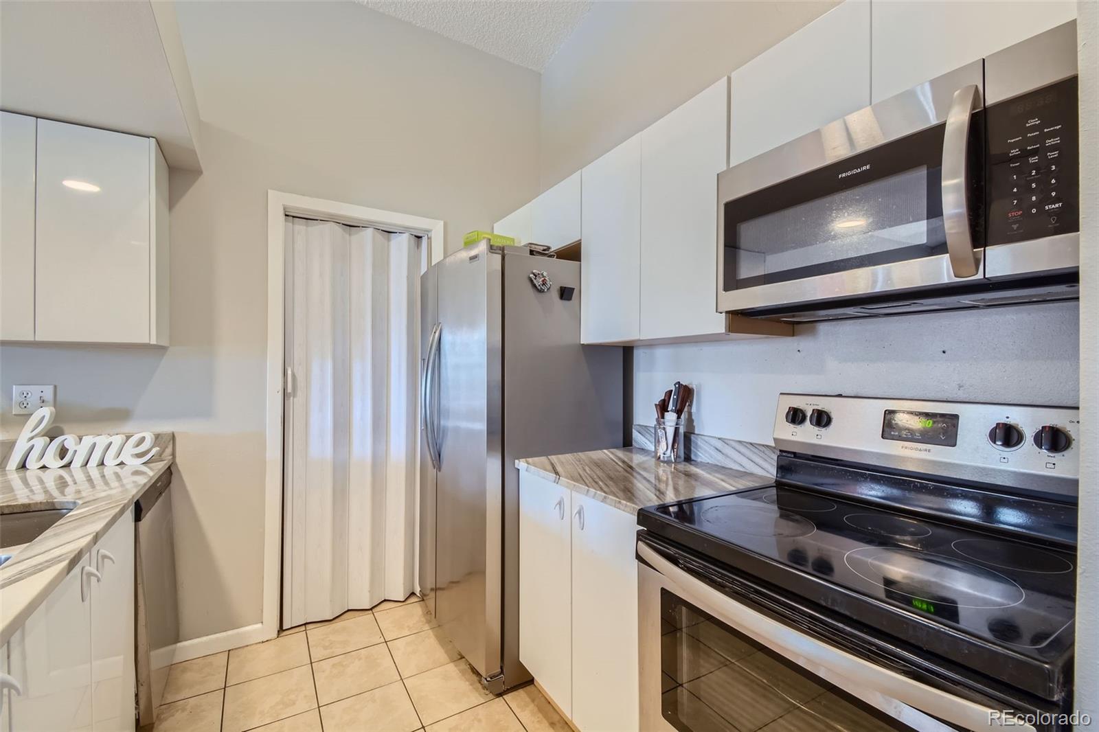MLS Image #2 for 4274 s salida way 11,aurora, Colorado