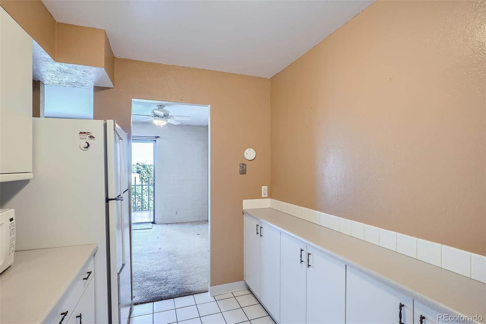 MLS Image #10 for 460 s marion parkway,denver, Colorado
