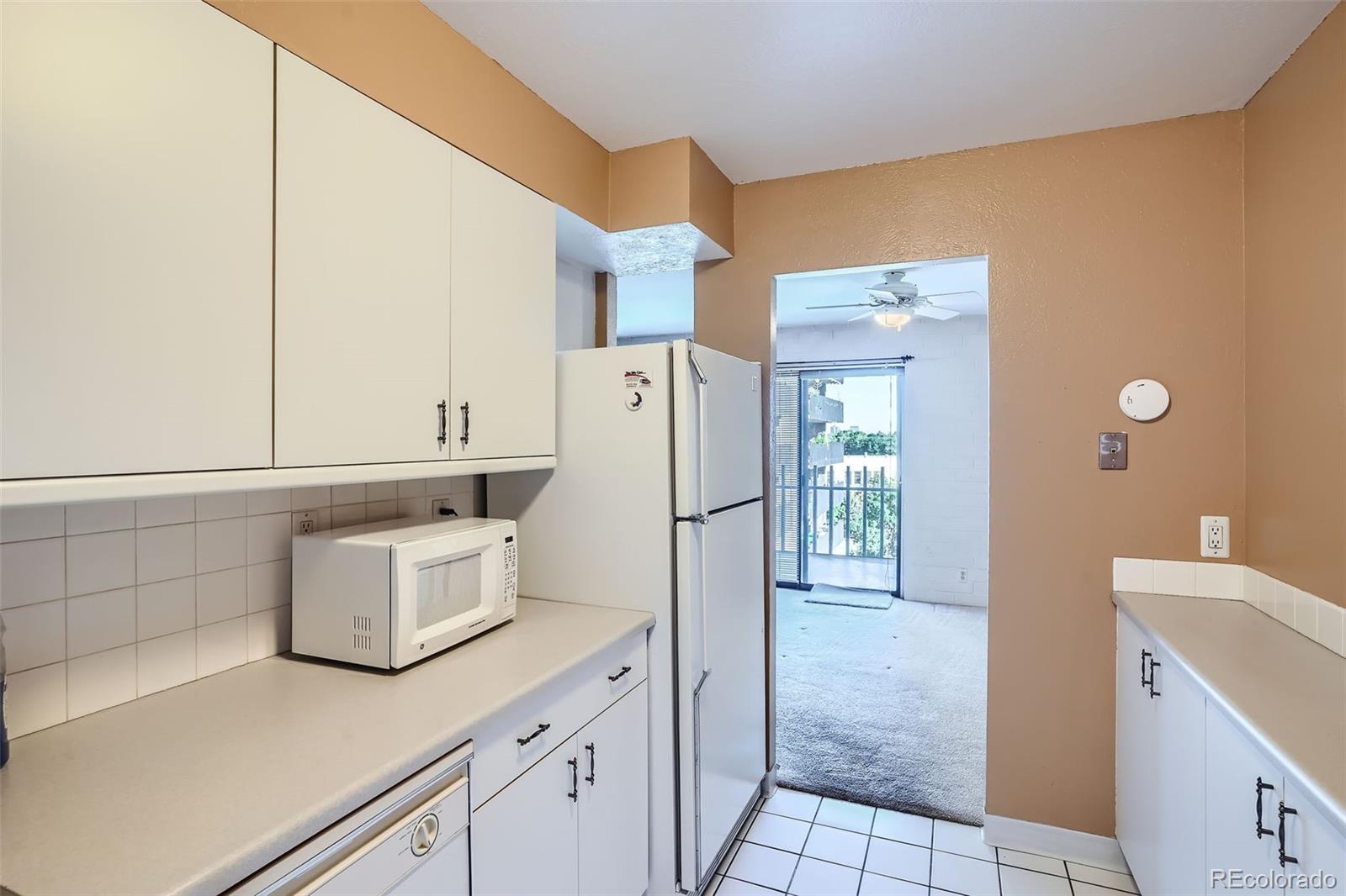 MLS Image #9 for 460 s marion parkway,denver, Colorado