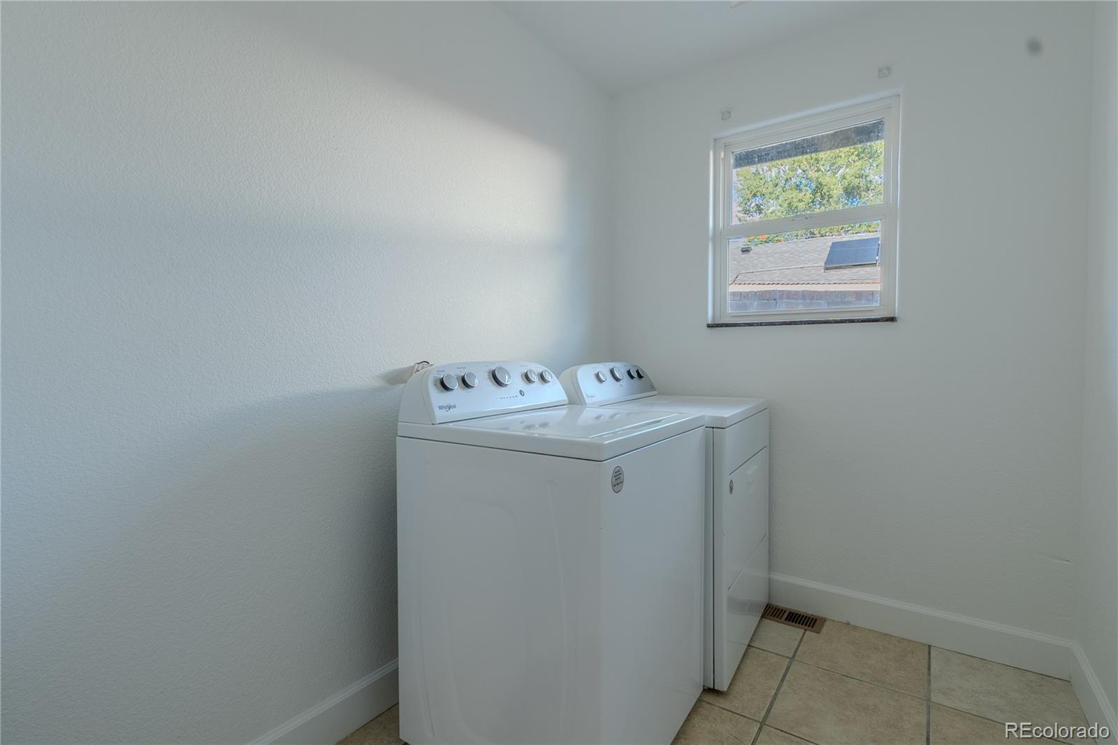 MLS Image #17 for 1550 w dakota avenue,denver, Colorado