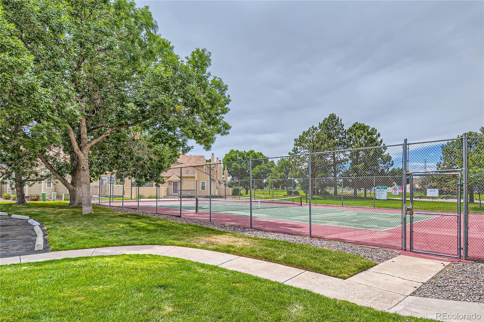 MLS Image #13 for 7370 e florida avenue,denver, Colorado