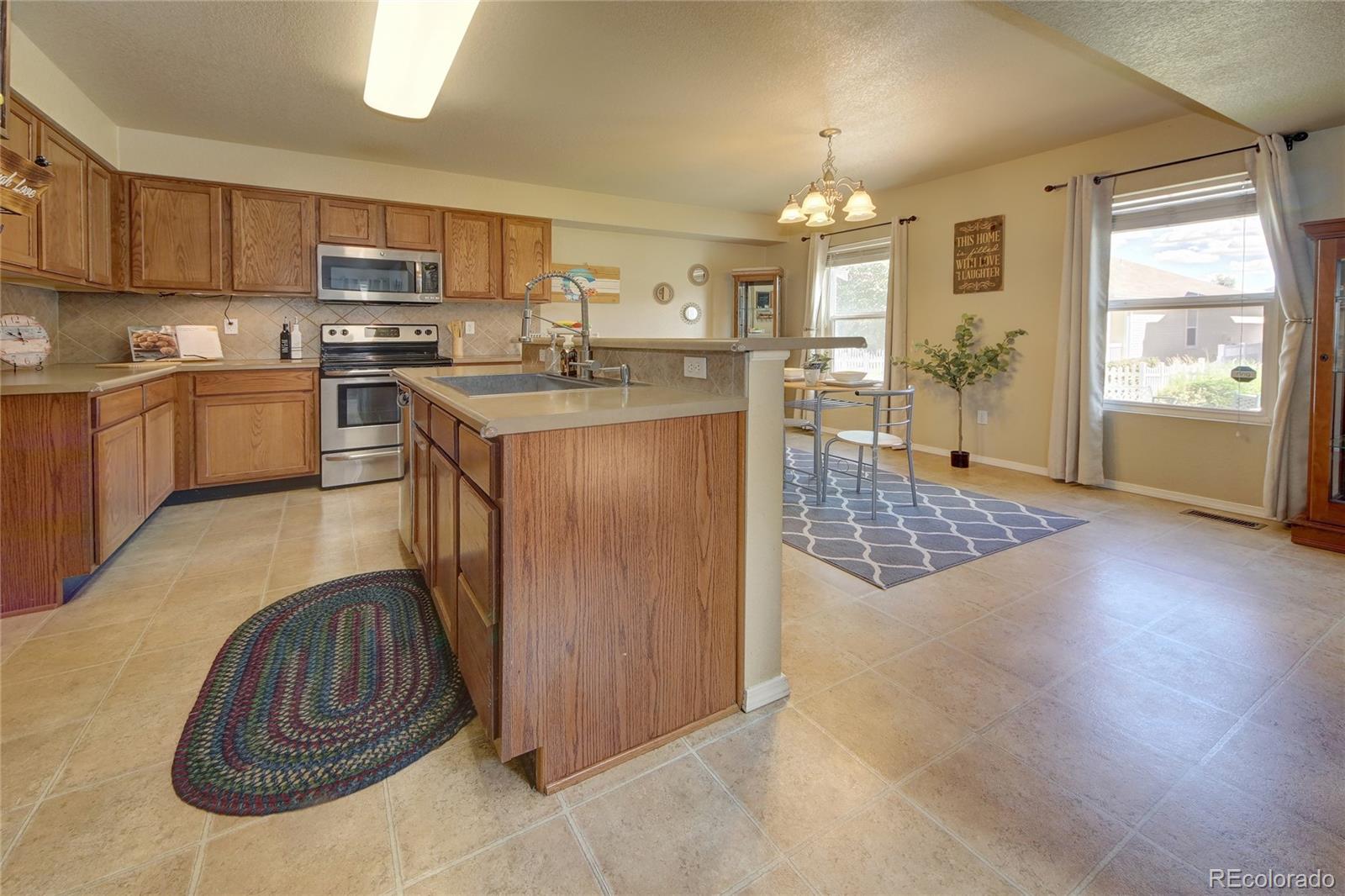 MLS Image #8 for 7612  menagerie lane,colorado springs, Colorado