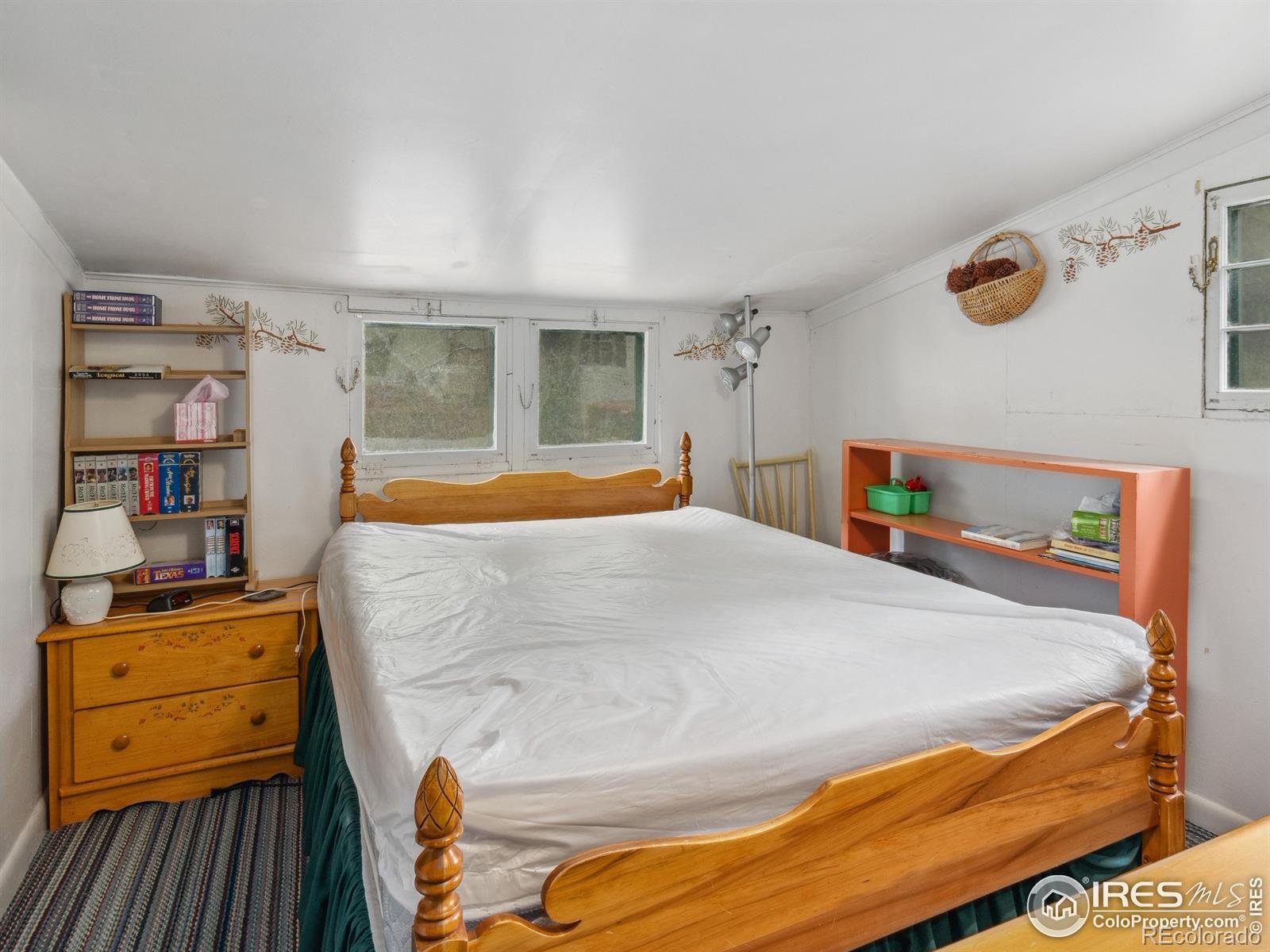 MLS Image #16 for 424  west creek road,glen haven, Colorado