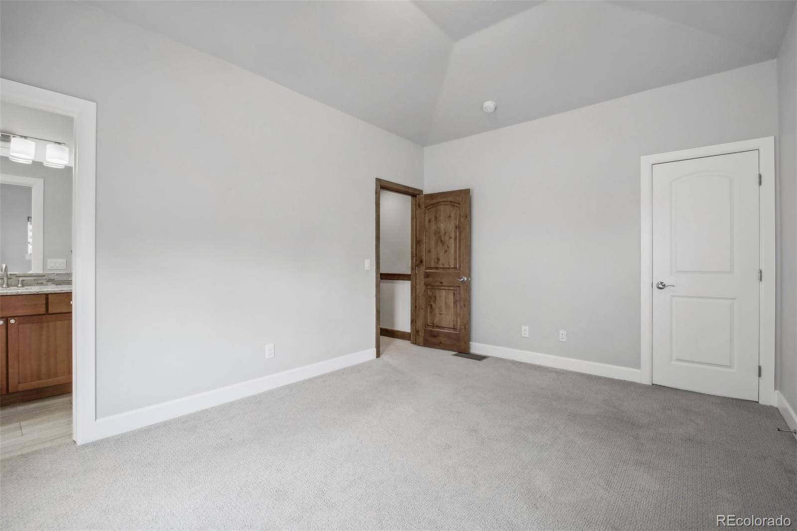 MLS Image #24 for 754 n birch street,denver, Colorado