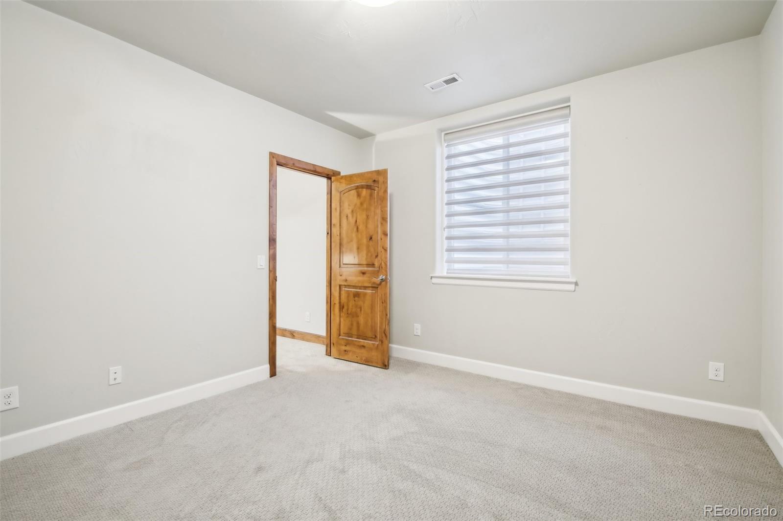 MLS Image #32 for 754 n birch street,denver, Colorado