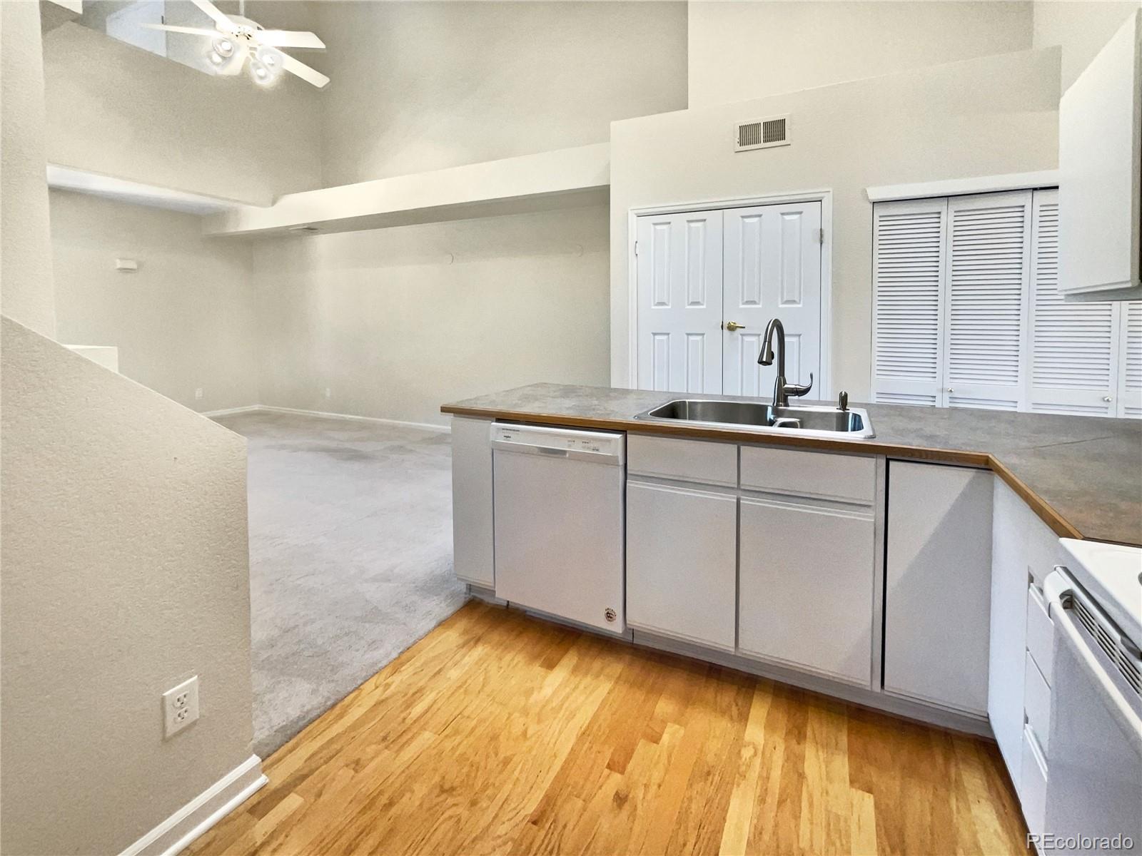 MLS Image #12 for 2818 w centennial drive h,littleton, Colorado