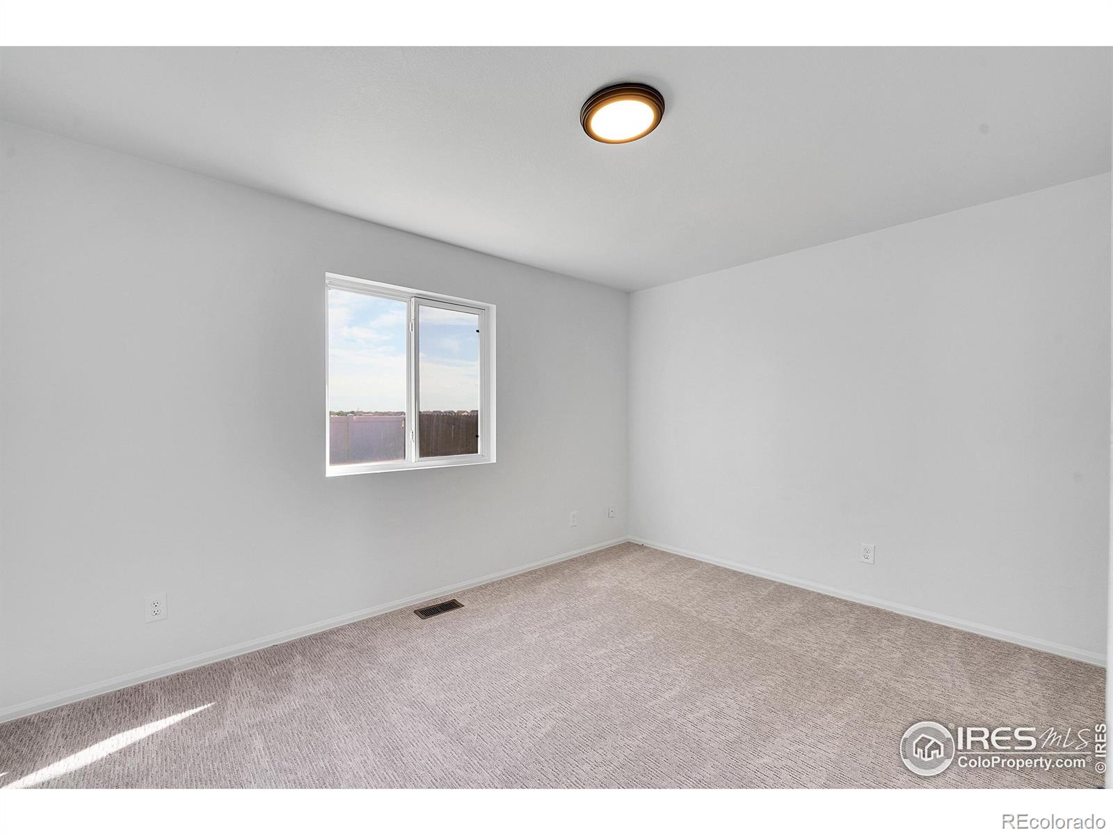 MLS Image #11 for 916 e 25th st ln,greeley, Colorado