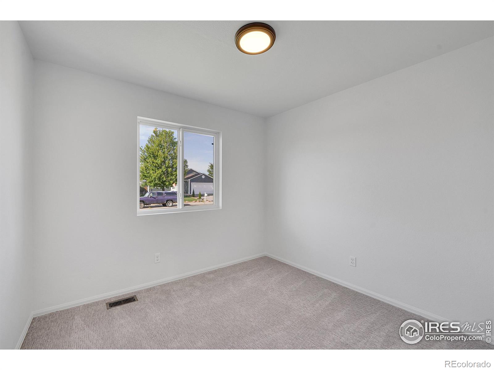 MLS Image #12 for 916 e 25th st ln,greeley, Colorado