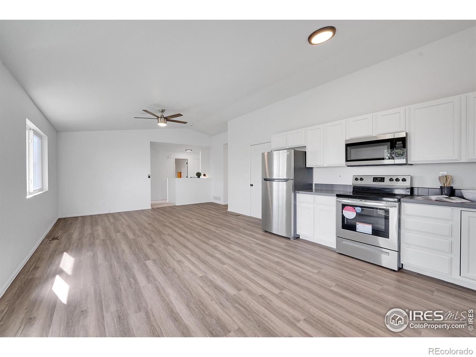 MLS Image #6 for 916 e 25th st ln,greeley, Colorado