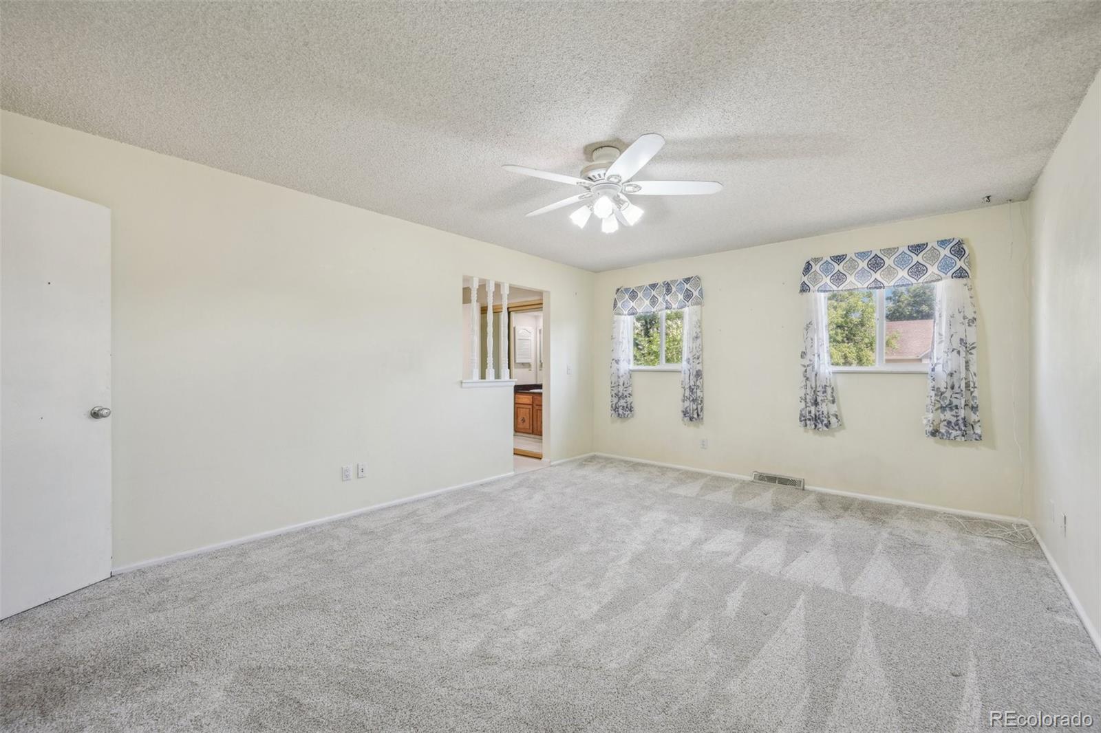 MLS Image #18 for 6559 s locust way,centennial, Colorado