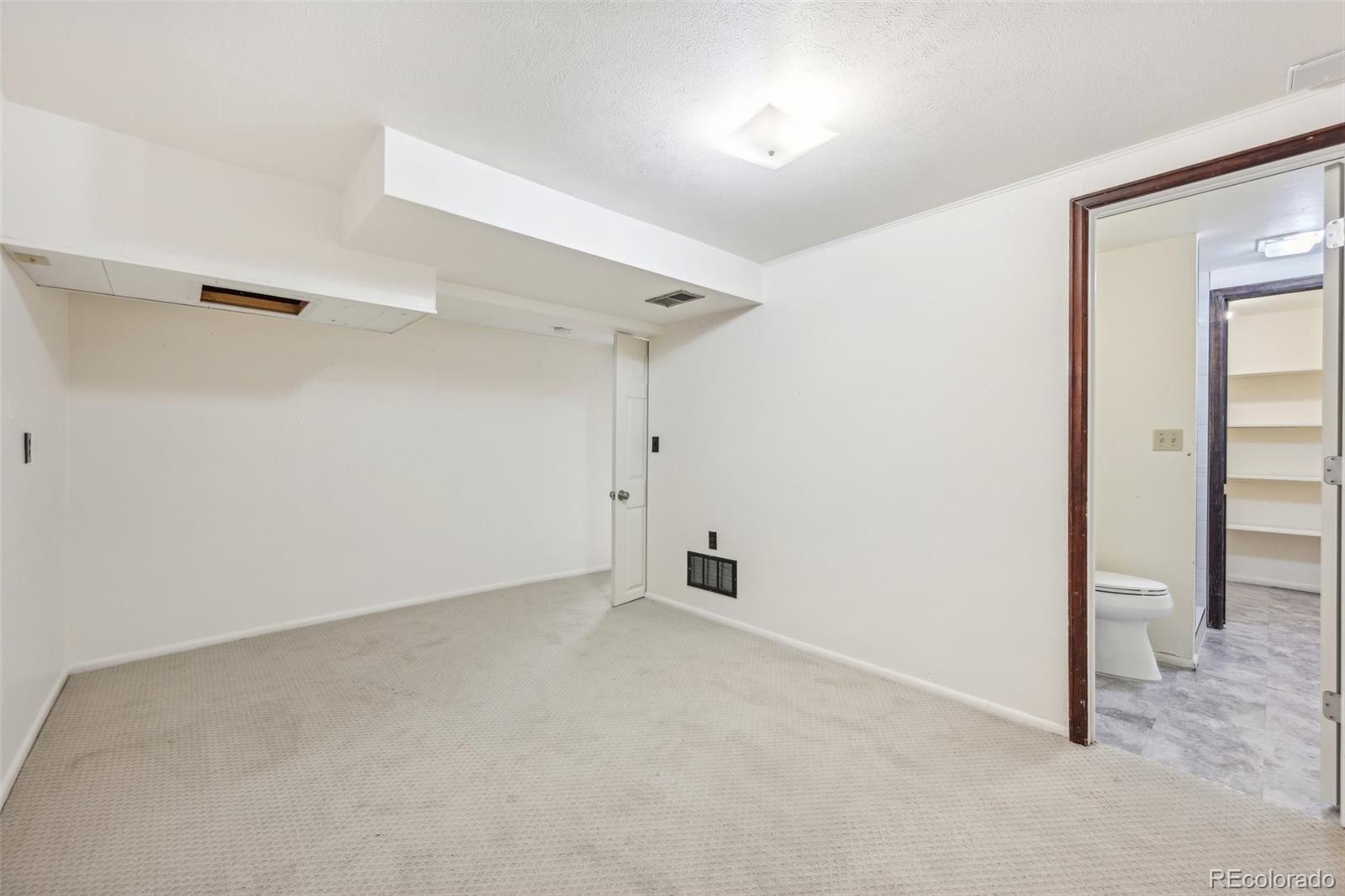 MLS Image #22 for 6559 s locust way,centennial, Colorado