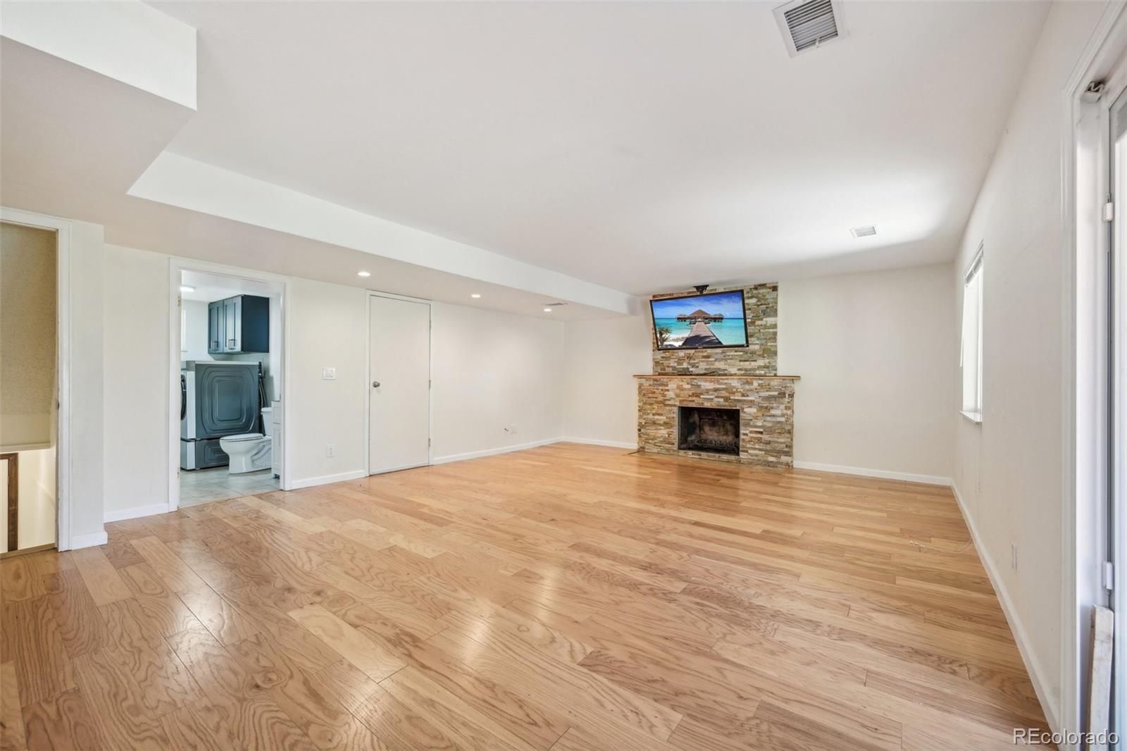 MLS Image #9 for 6559 s locust way,centennial, Colorado