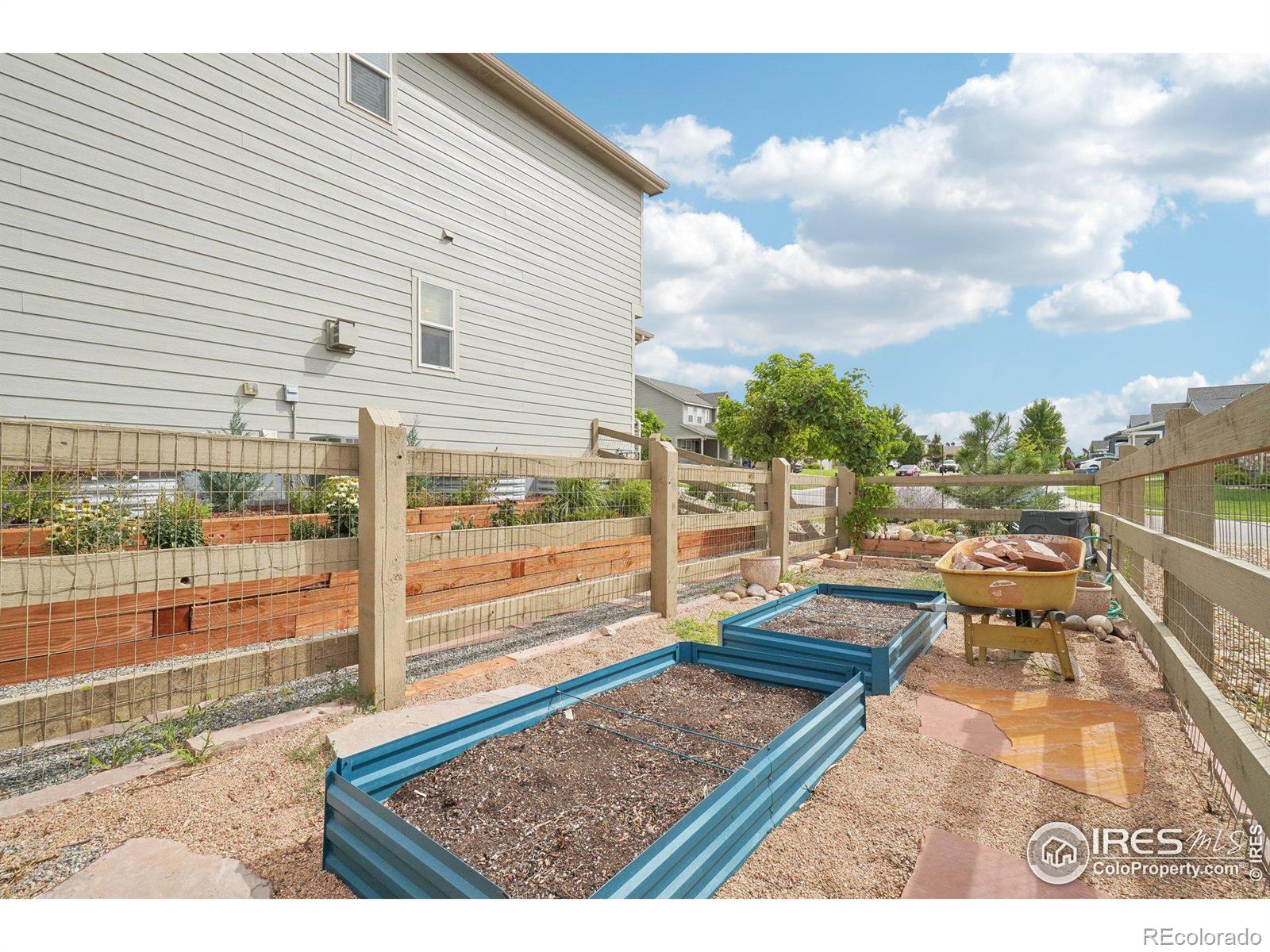 MLS Image #31 for 733  canyonlands street,berthoud, Colorado