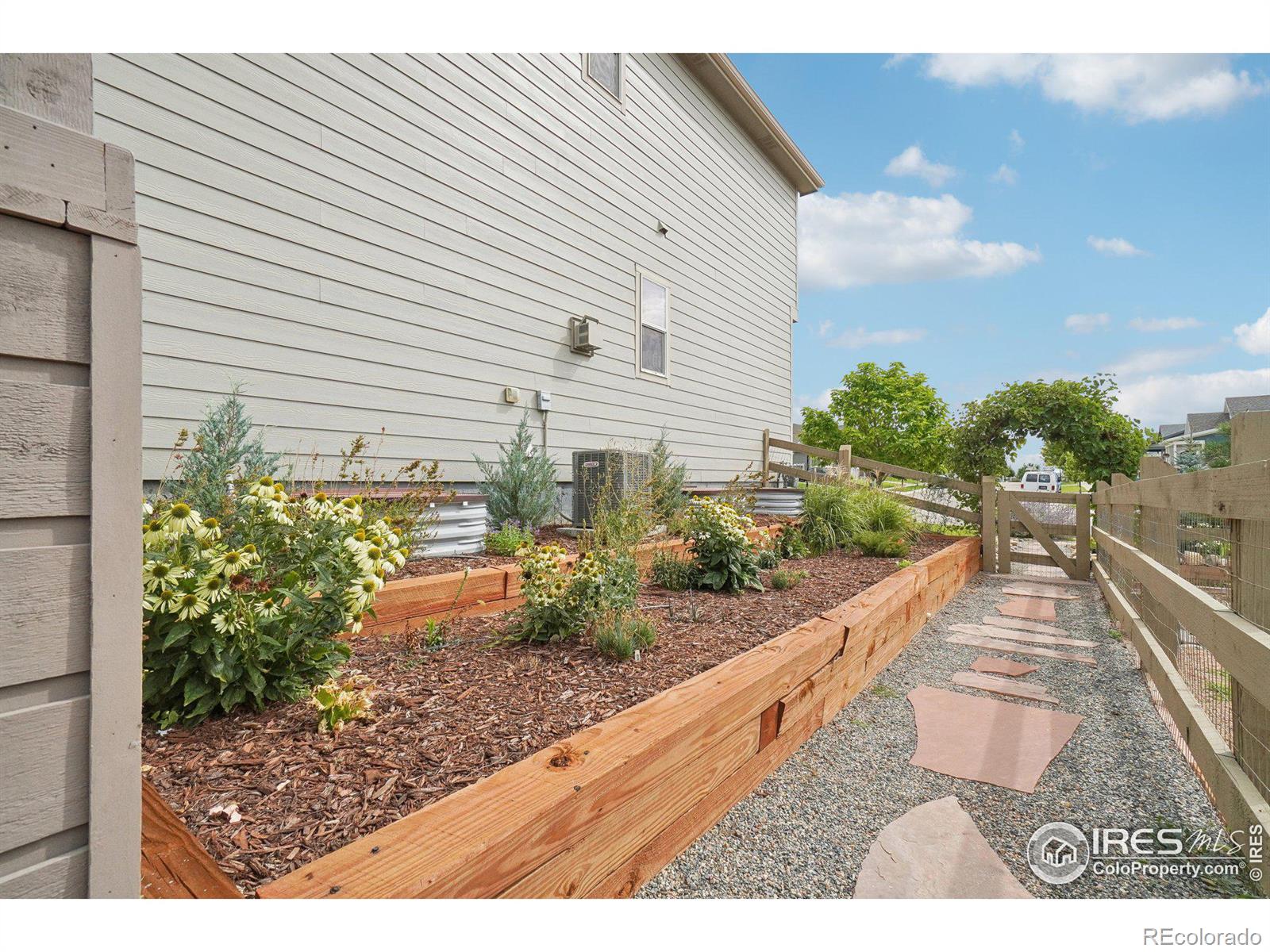 MLS Image #32 for 733  canyonlands street,berthoud, Colorado