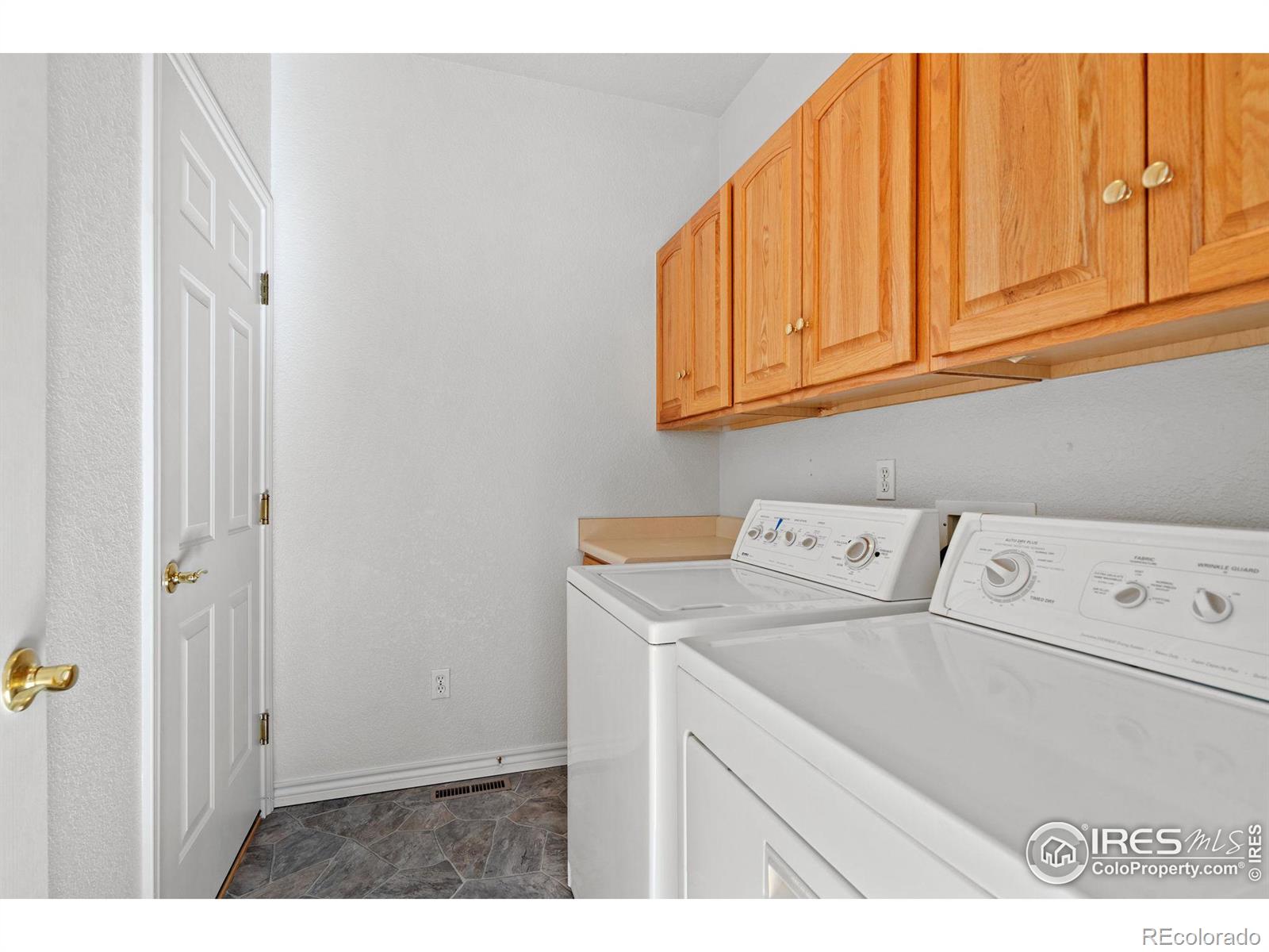 MLS Image #15 for 950  southridge greens boulevard,fort collins, Colorado