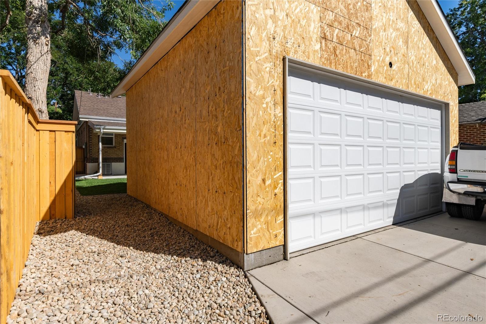 MLS Image #49 for 2555  holly street,denver, Colorado