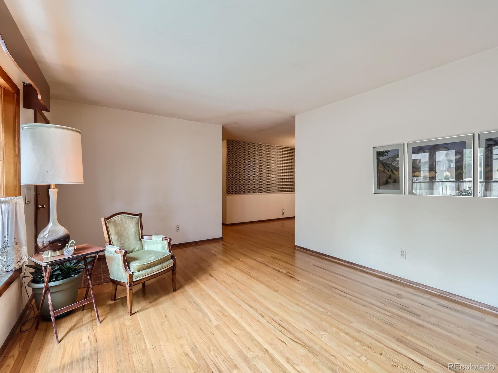 MLS Image #4 for 5563 e jefferson avenue,denver, Colorado