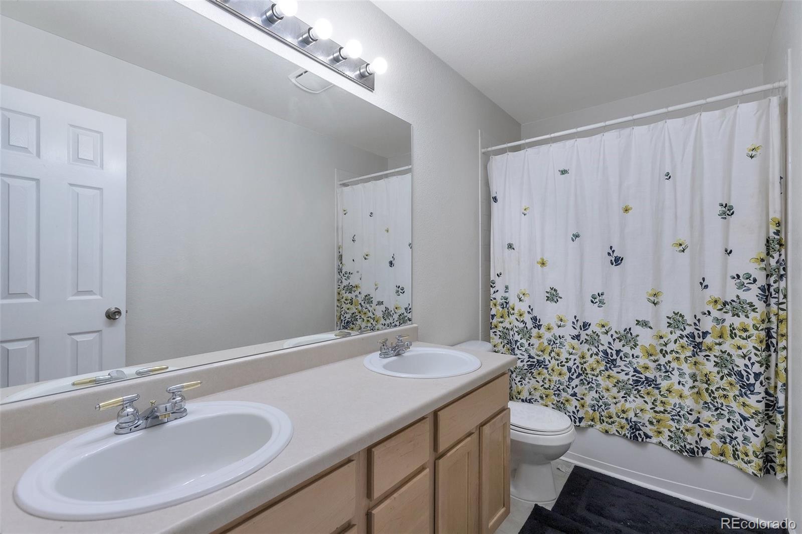 MLS Image #17 for 2617 s danube way,aurora, Colorado