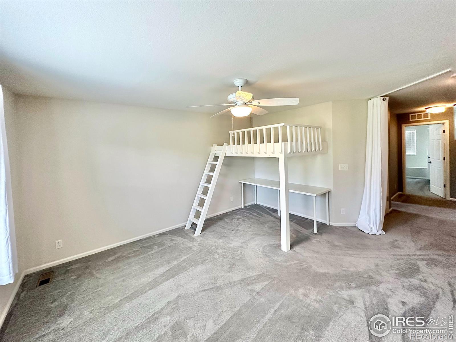 MLS Image #16 for 25146 e lake drive,aurora, Colorado