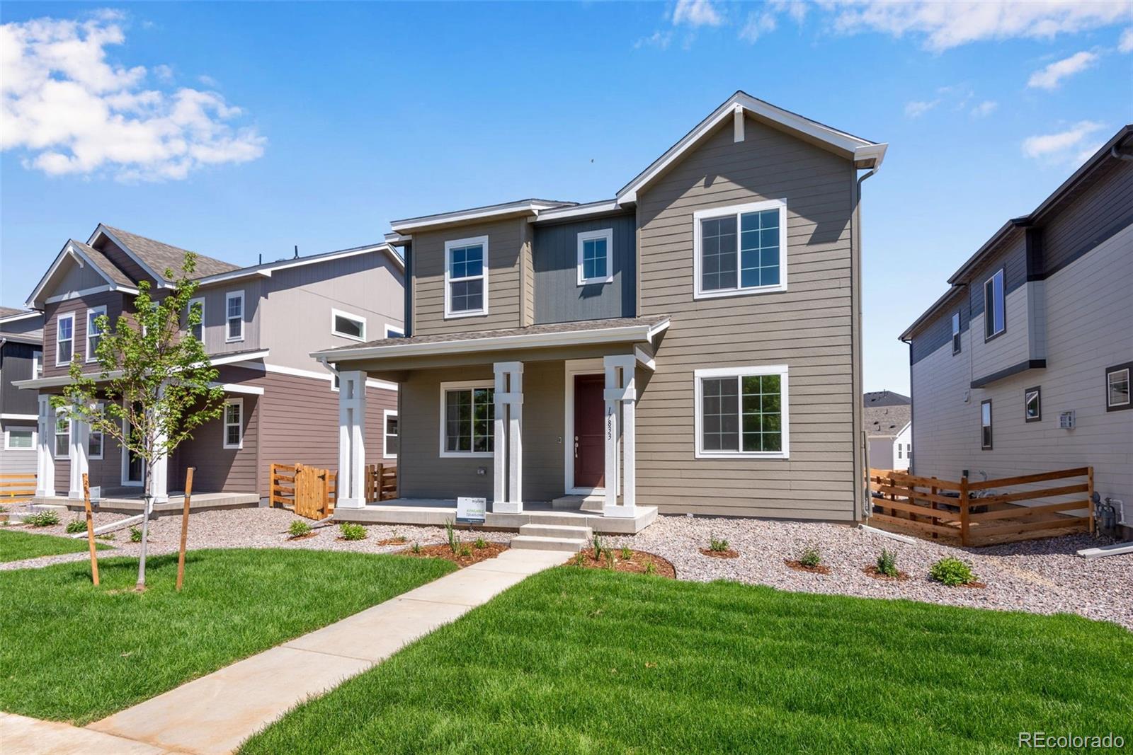 MLS Image #2 for 17833  parkside drive,commerce city, Colorado