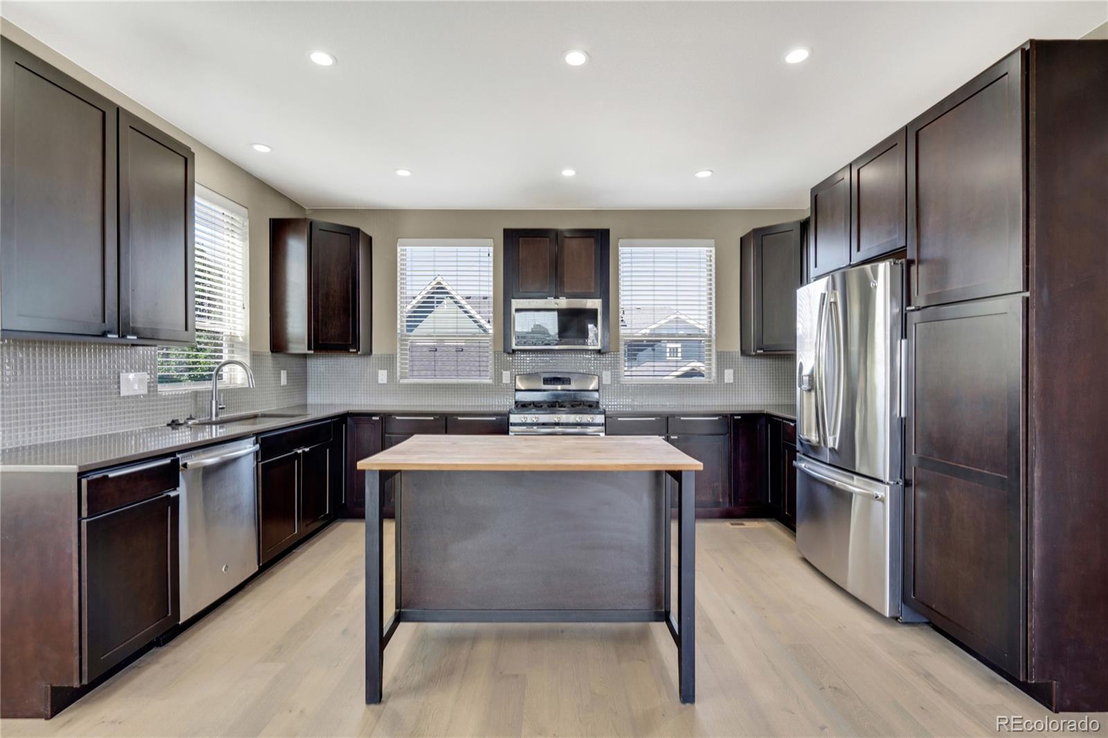 MLS Image #9 for 4975  valentia street,denver, Colorado