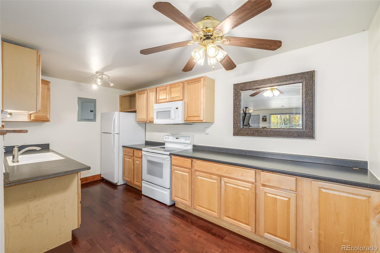 MLS Image #10 for 396  cove boulevard,dillon, Colorado