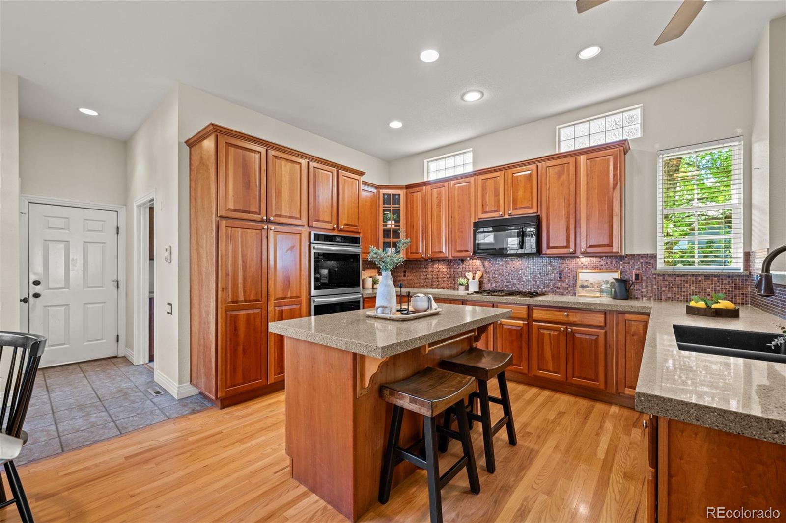 MLS Image #13 for 17140 w 62nd circle,arvada, Colorado