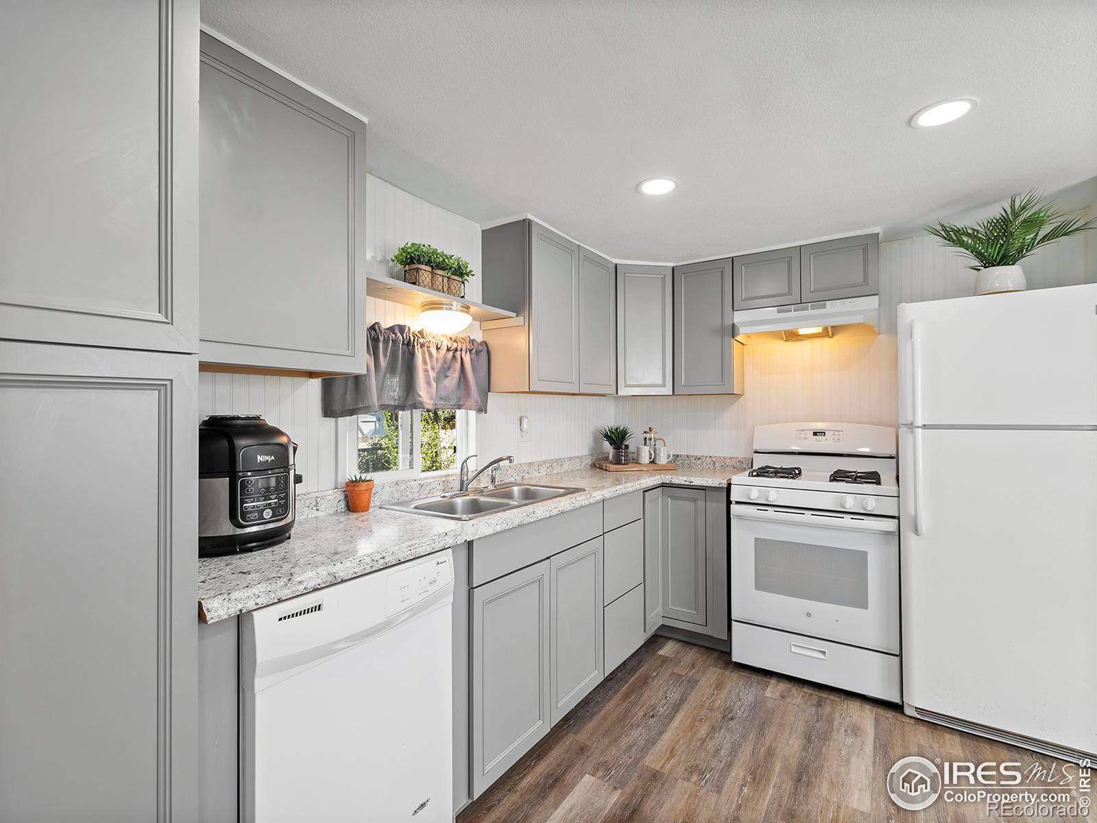 MLS Image #10 for 2816  mango place,loveland, Colorado