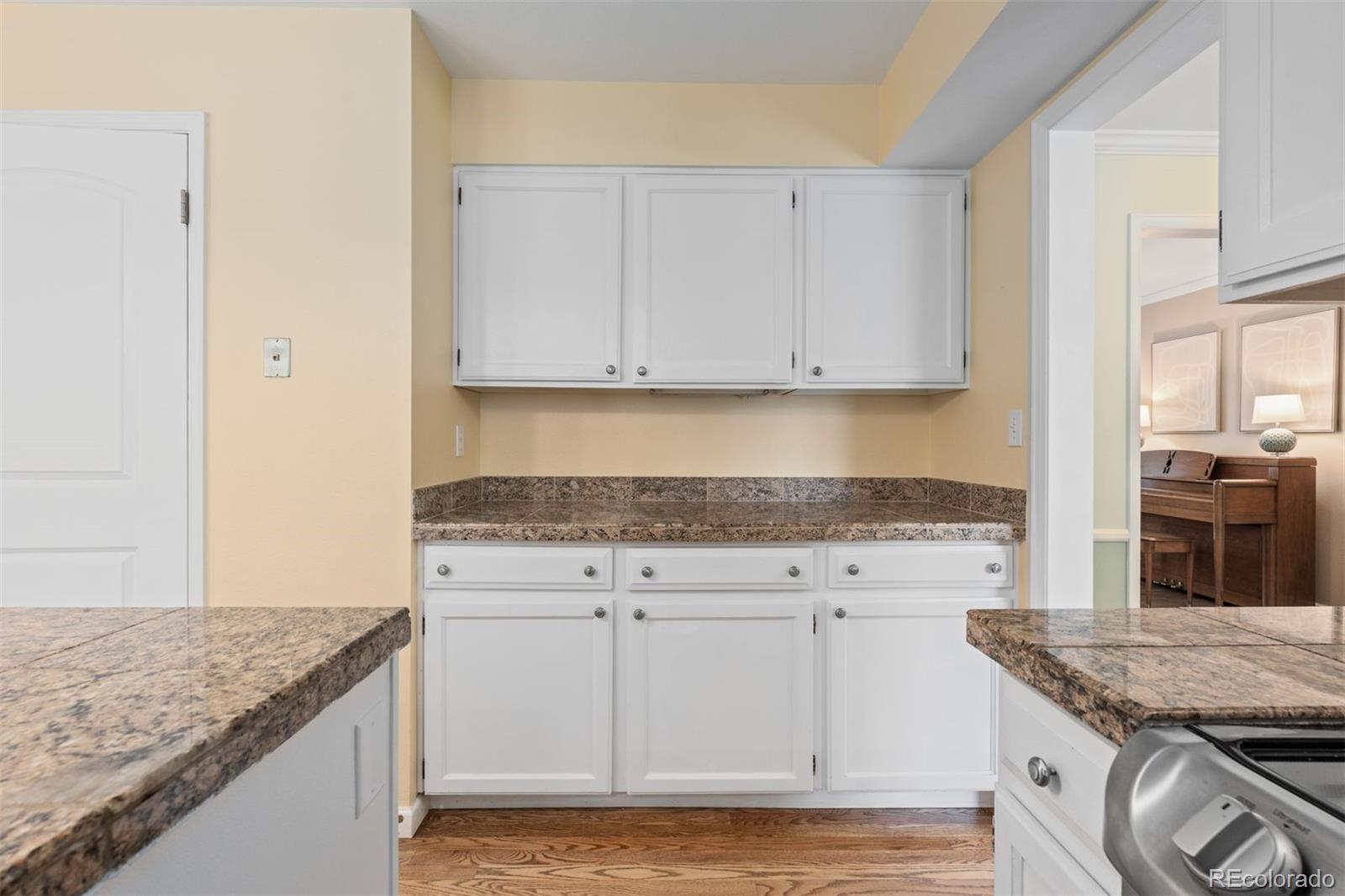 MLS Image #10 for 6964 s pontiac court,centennial, Colorado