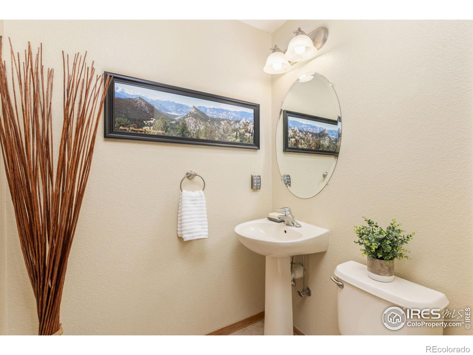 MLS Image #12 for 1639  mountain drive,longmont, Colorado