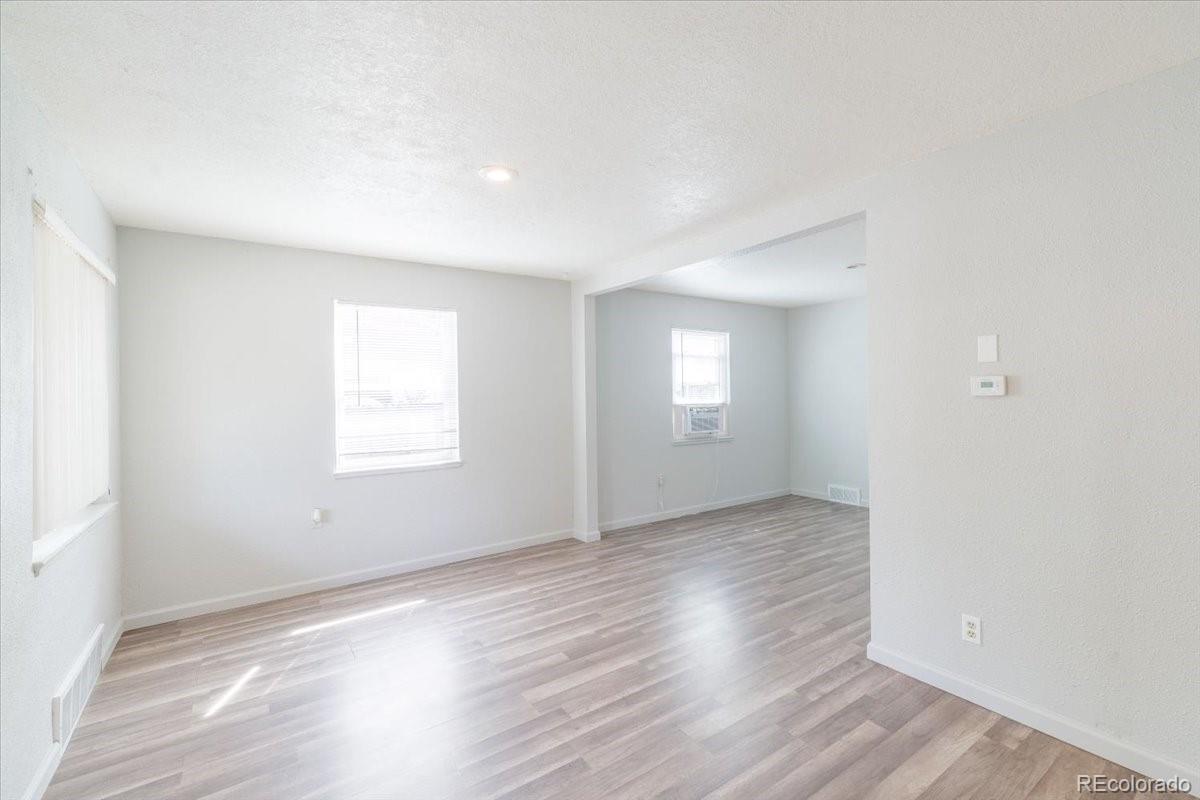 MLS Image #3 for 925  moline street,aurora, Colorado