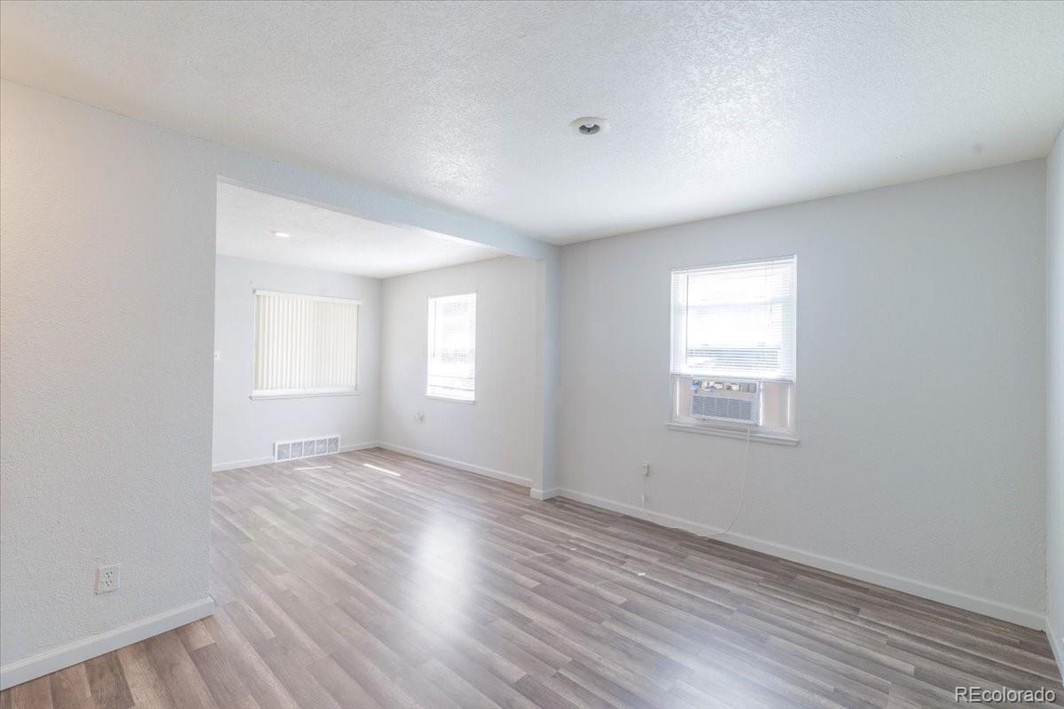 MLS Image #5 for 925  moline street,aurora, Colorado