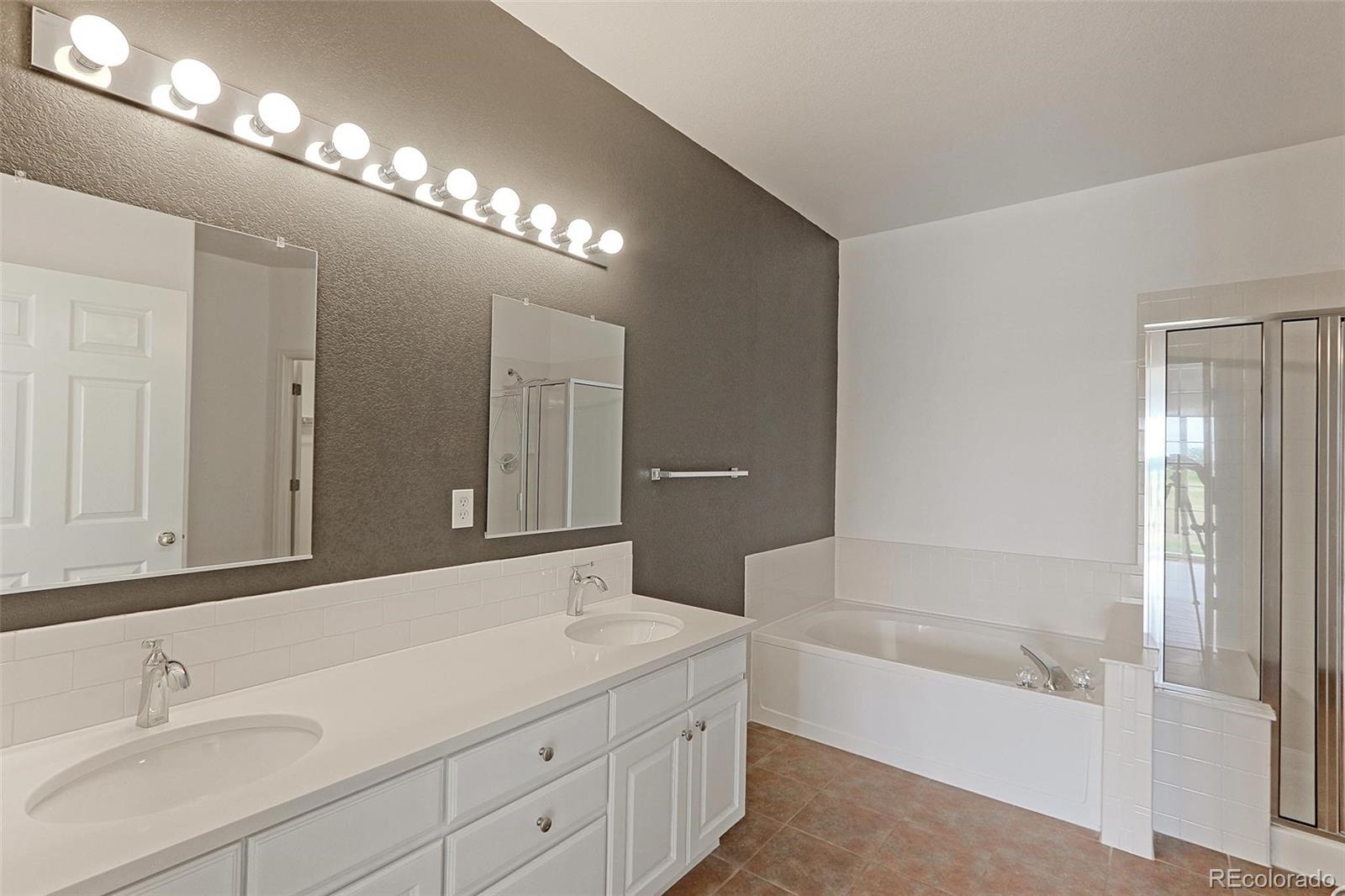 MLS Image #11 for 13722  legend way,broomfield, Colorado