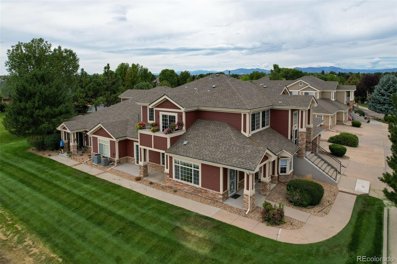 MLS Image #16 for 13722  legend way,broomfield, Colorado