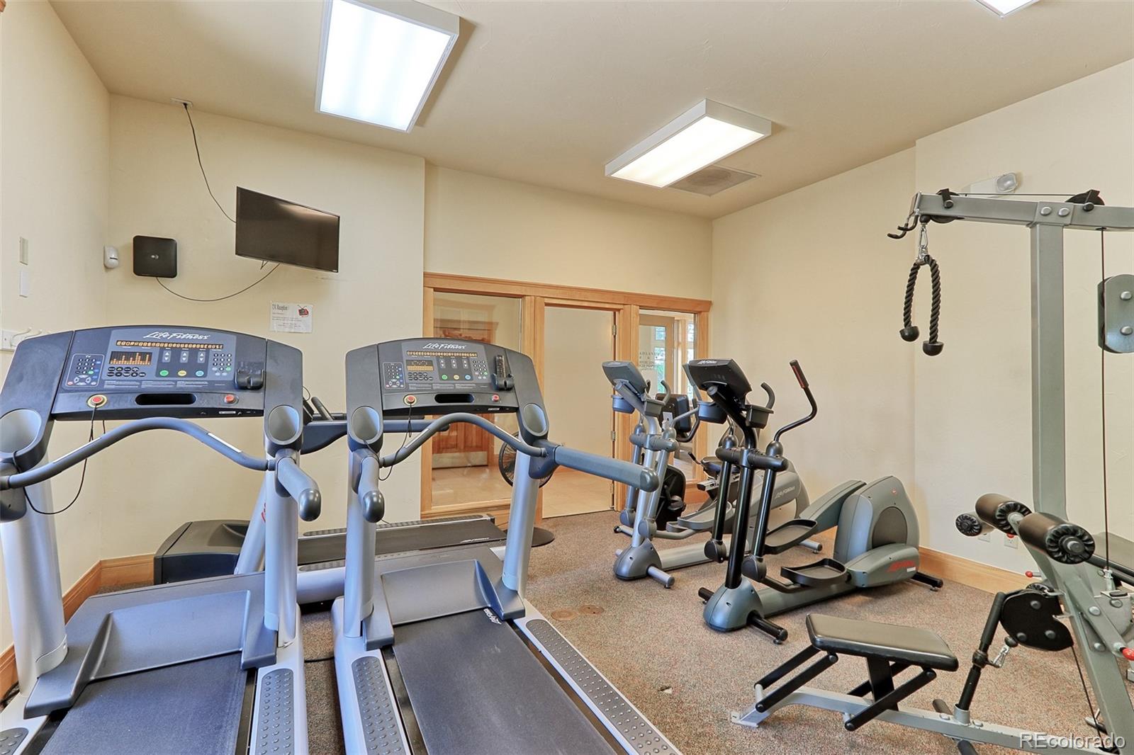 MLS Image #37 for 13722  legend way,broomfield, Colorado