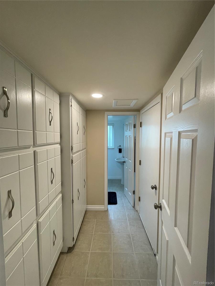 MLS Image #16 for 3092 s yarnell court,denver, Colorado