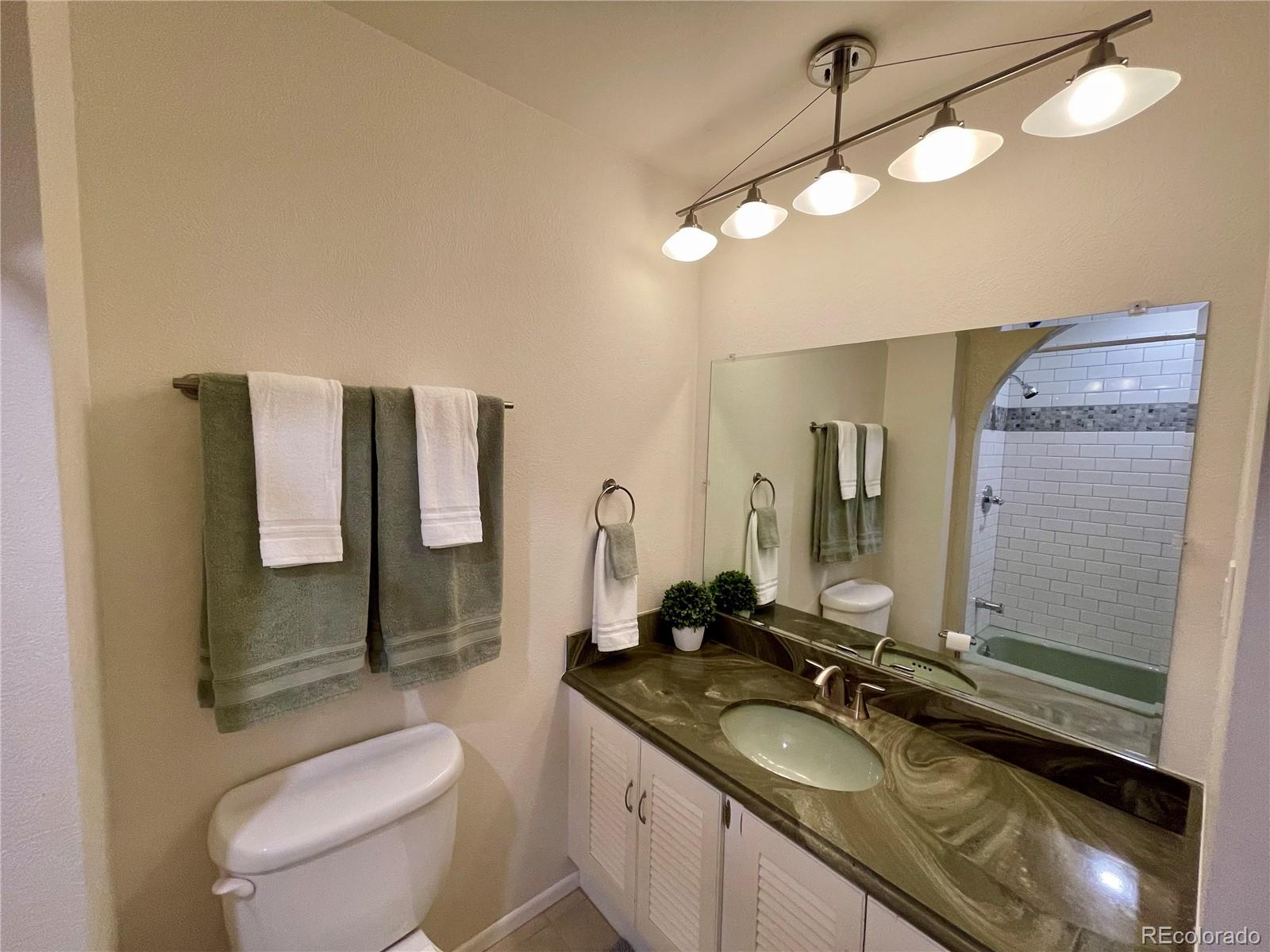 MLS Image #28 for 3092 s yarnell court,denver, Colorado