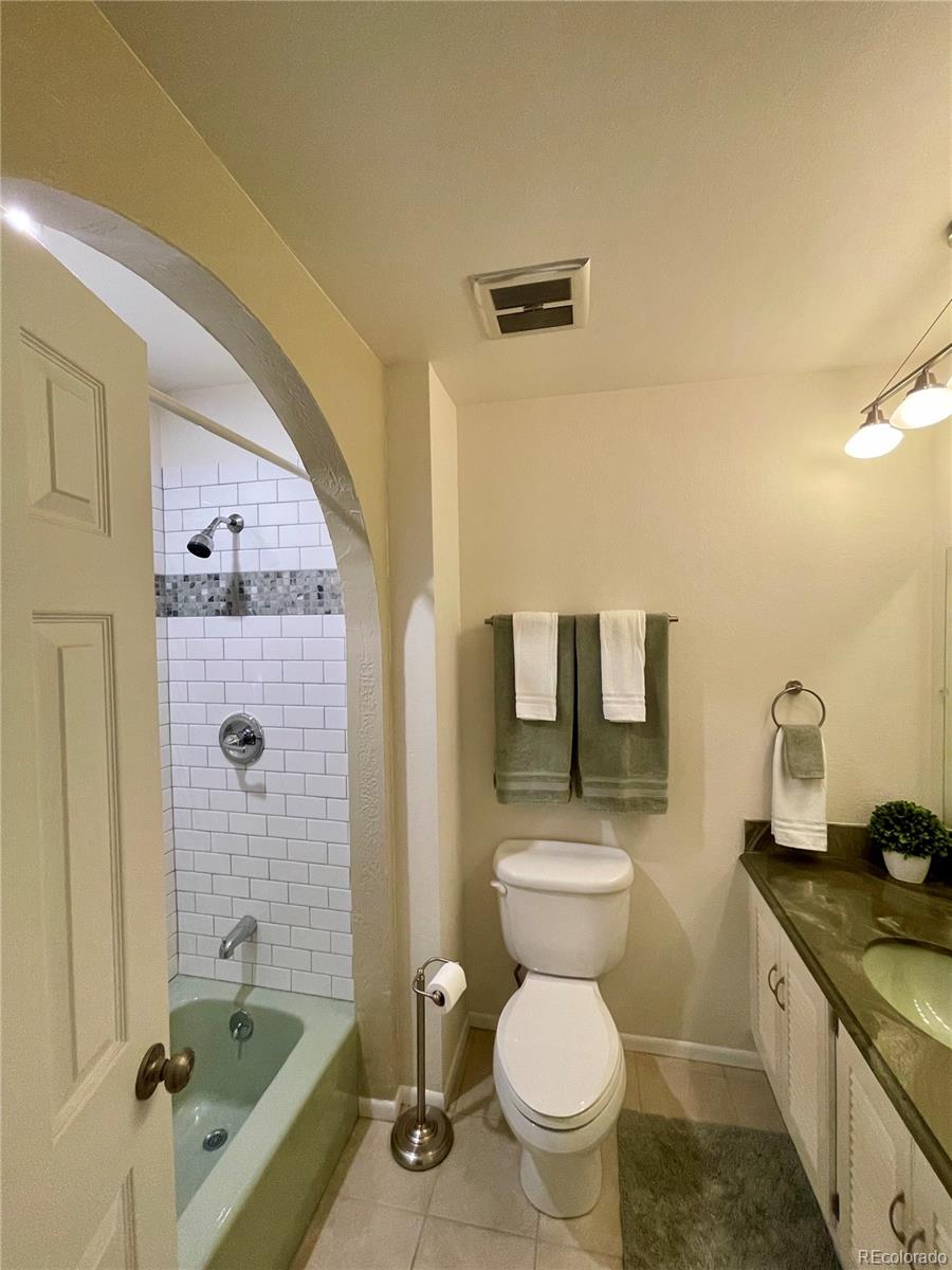 MLS Image #29 for 3092 s yarnell court,denver, Colorado