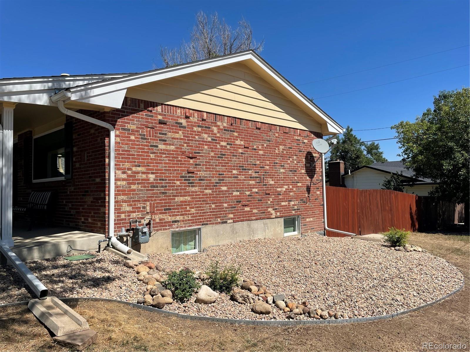 MLS Image #4 for 3092 s yarnell court,denver, Colorado