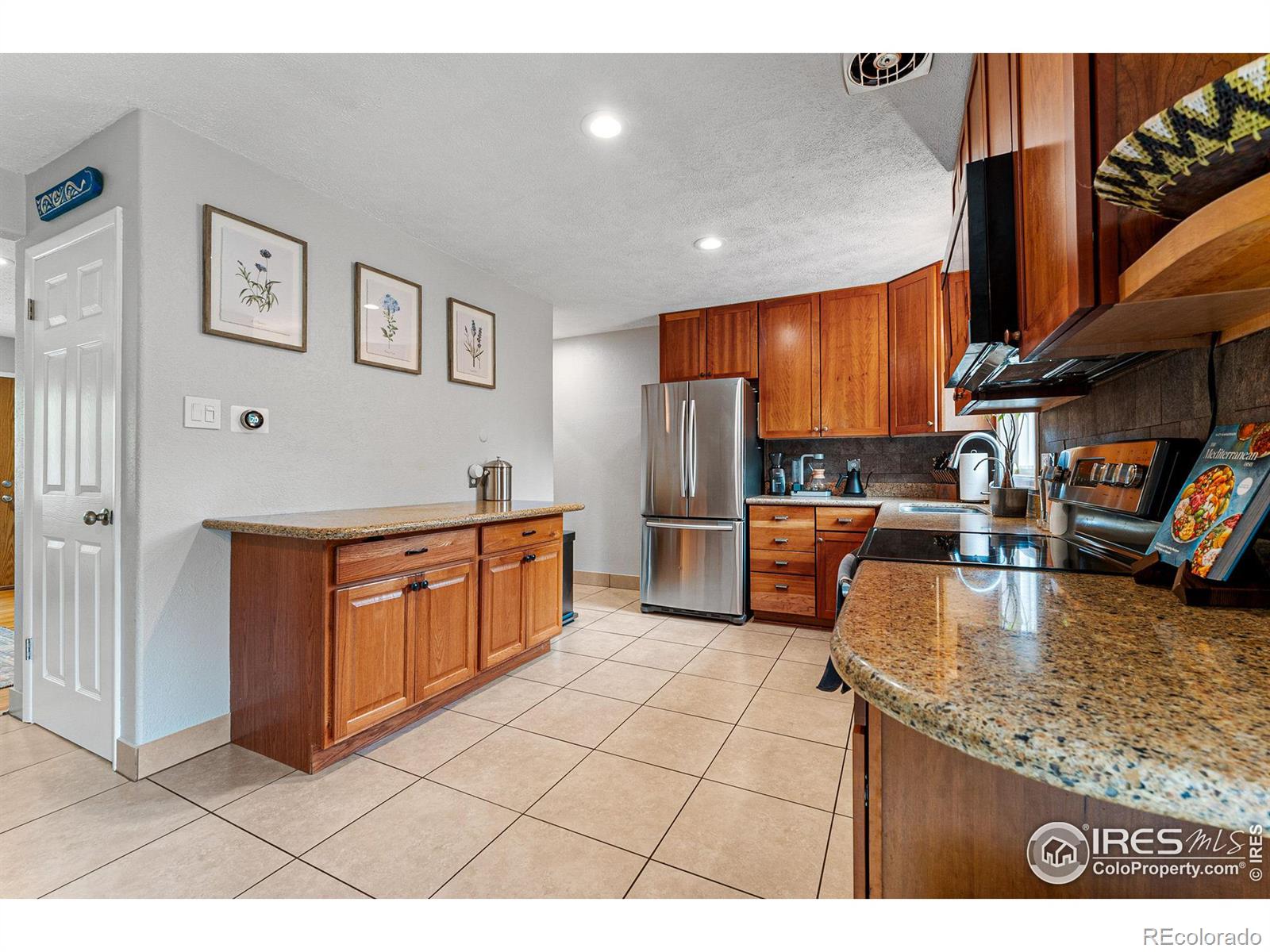 MLS Image #8 for 848 s swadley street,lakewood, Colorado