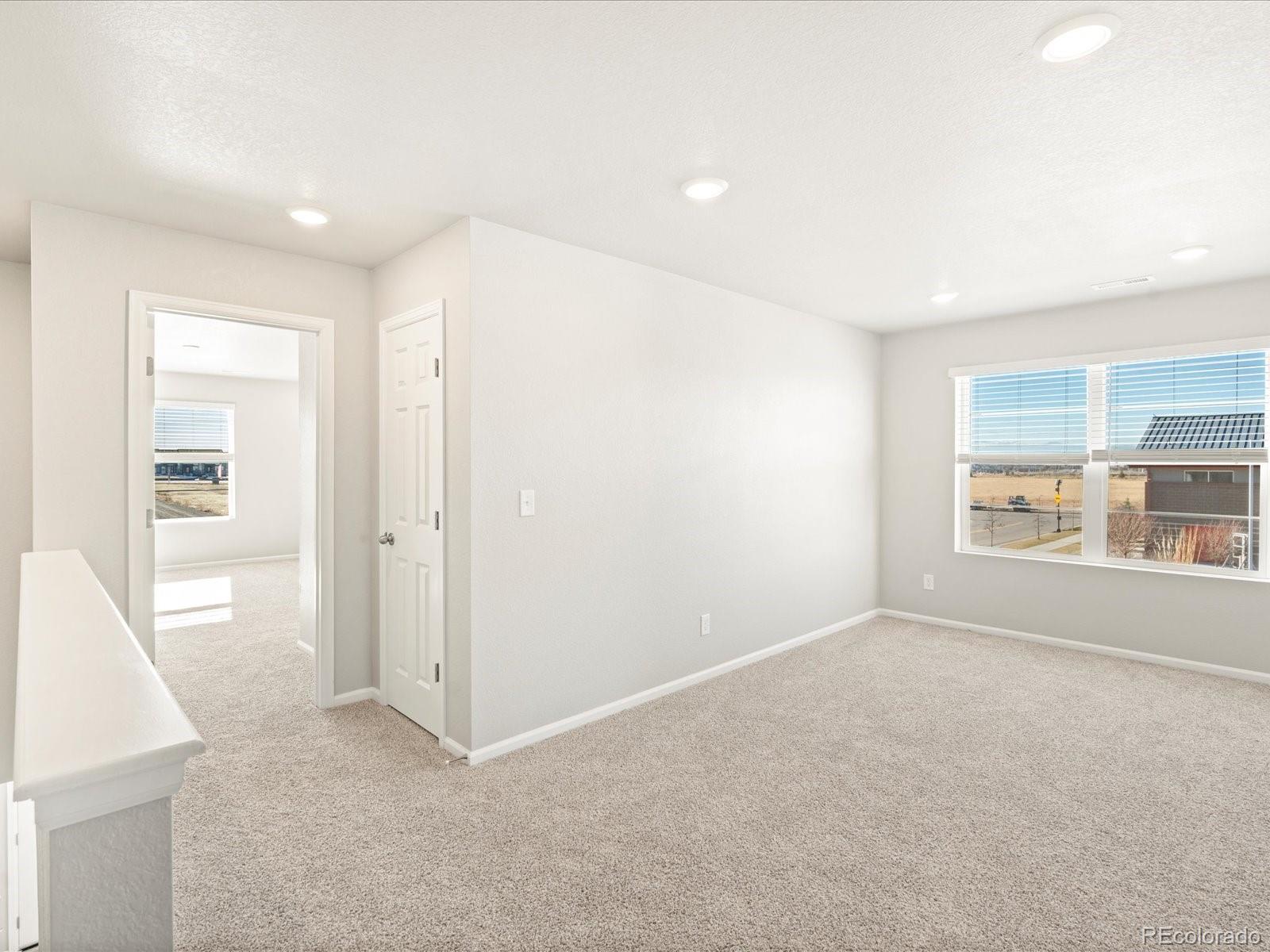 MLS Image #14 for 20957 e 65th avenue,aurora, Colorado