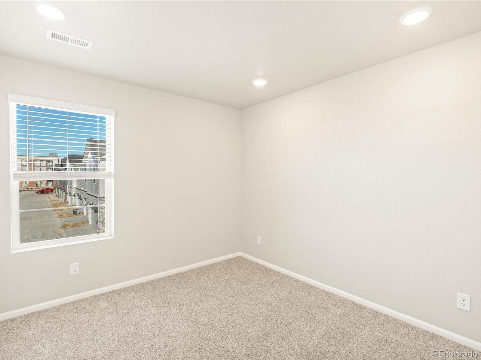 MLS Image #16 for 20957 e 65th avenue,aurora, Colorado
