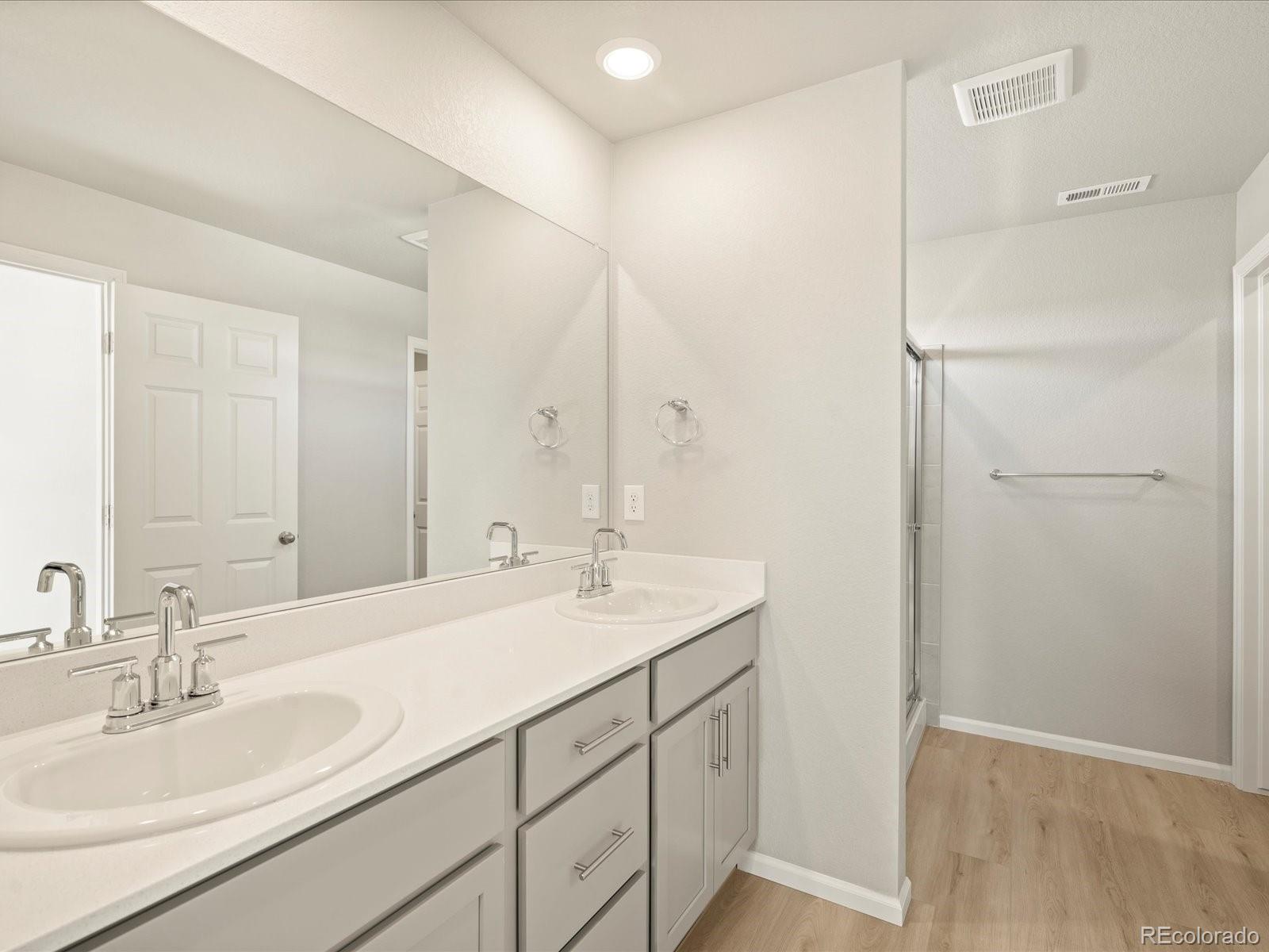 MLS Image #24 for 20957 e 65th avenue,aurora, Colorado