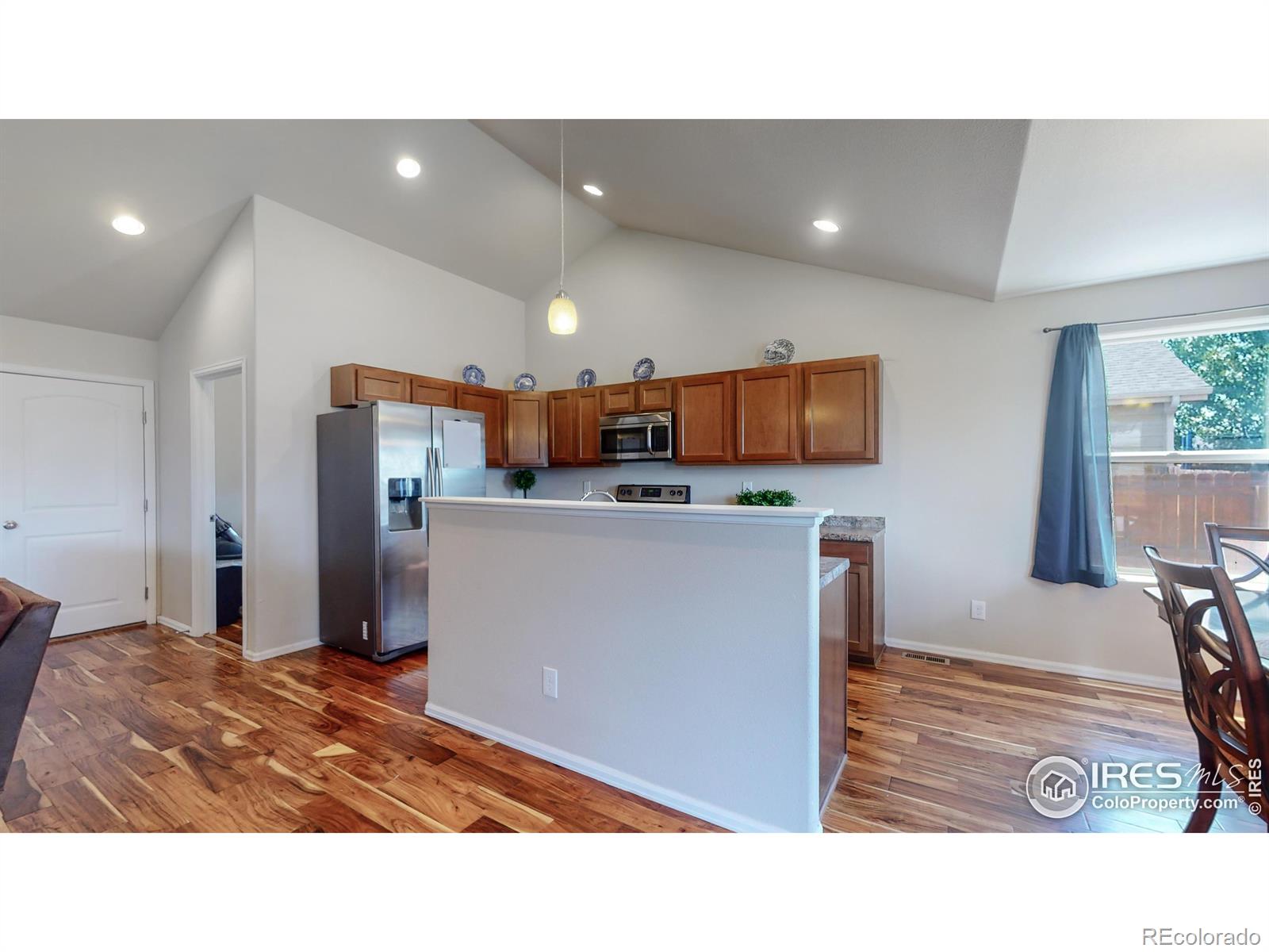 MLS Image #13 for 1019 e 25th street,greeley, Colorado