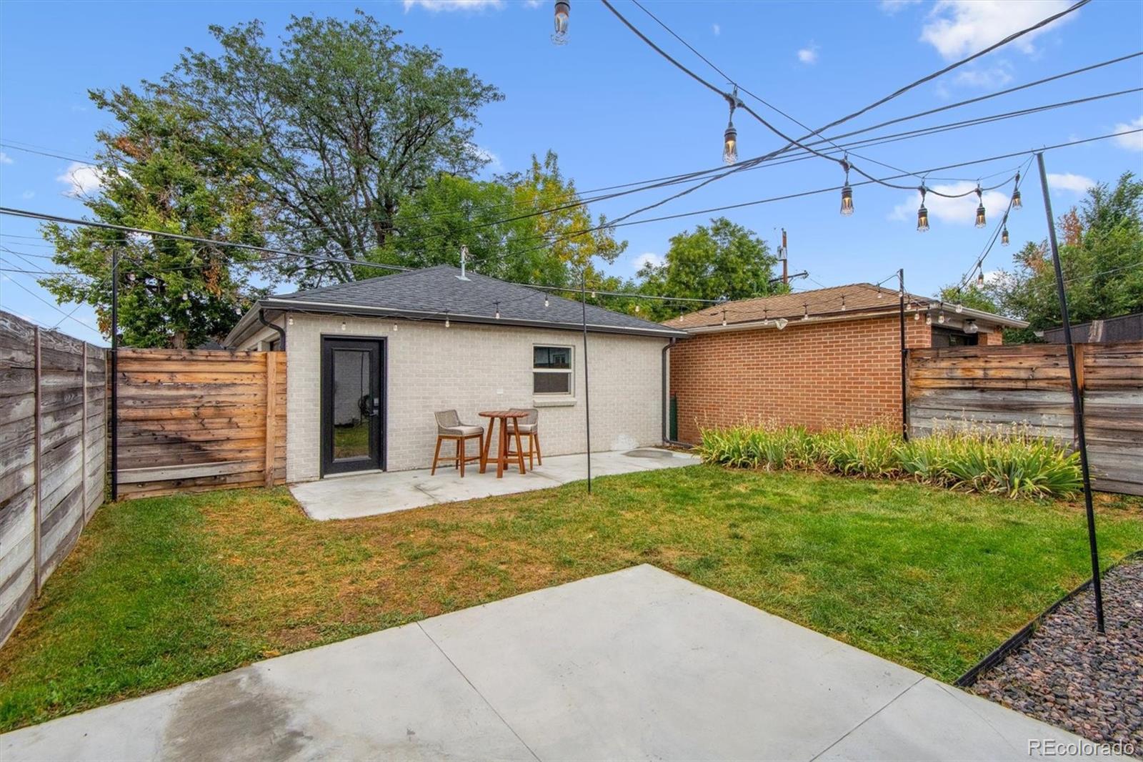 MLS Image #12 for 2315  oneida street,denver, Colorado