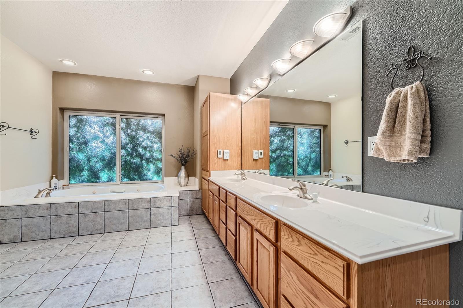 MLS Image #14 for 5705 s quatar court,centennial, Colorado