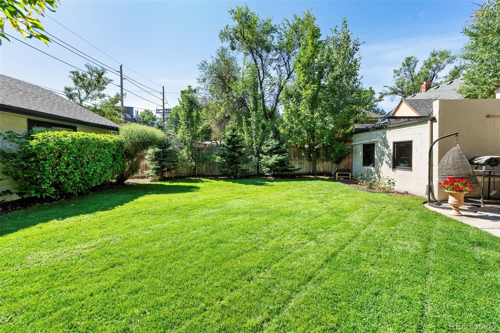 MLS Image #29 for 2060 s fillmore street,denver, Colorado