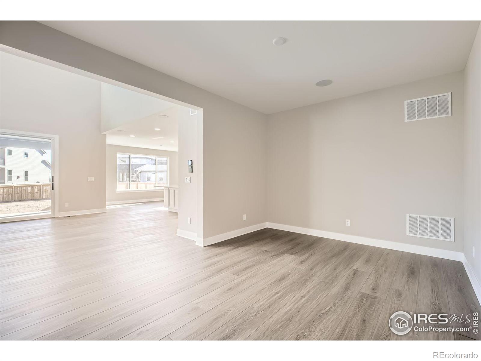 MLS Image #4 for 4320  shivaree court,timnath, Colorado
